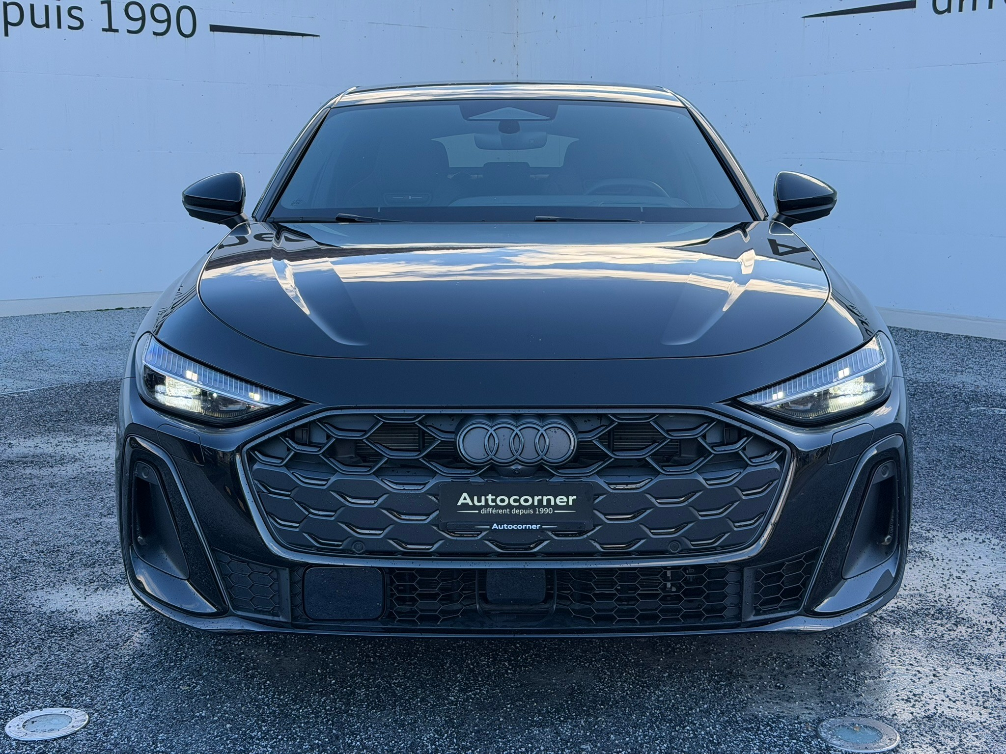 listing desktop thumbnail image 4