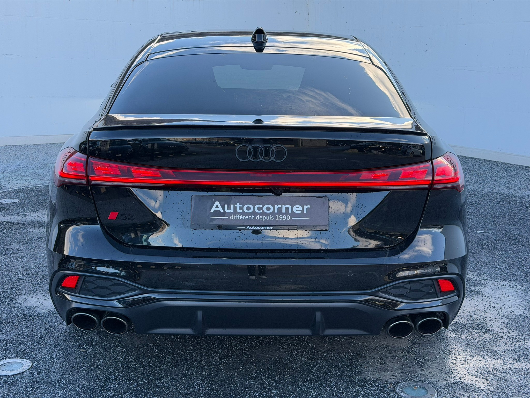 listing desktop thumbnail image 5