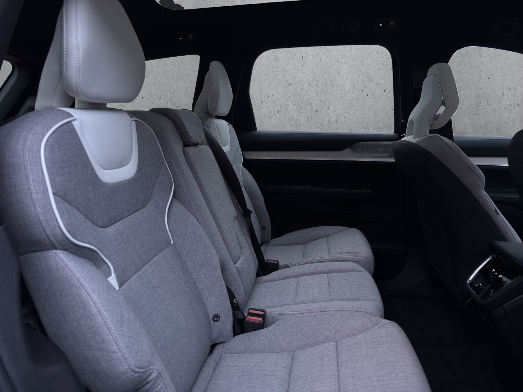 listing desktop thumbnail image 12