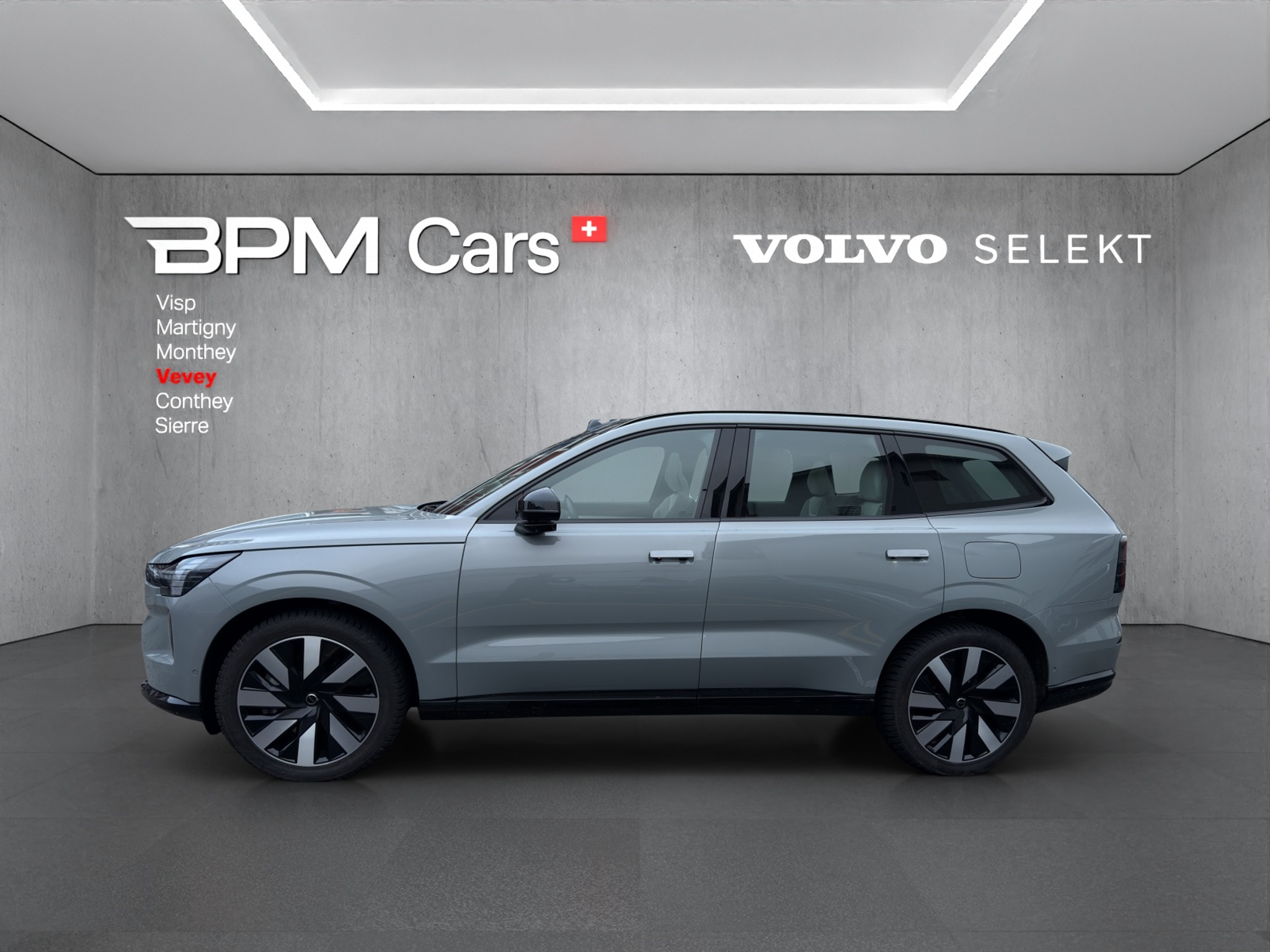 listing desktop thumbnail image 17