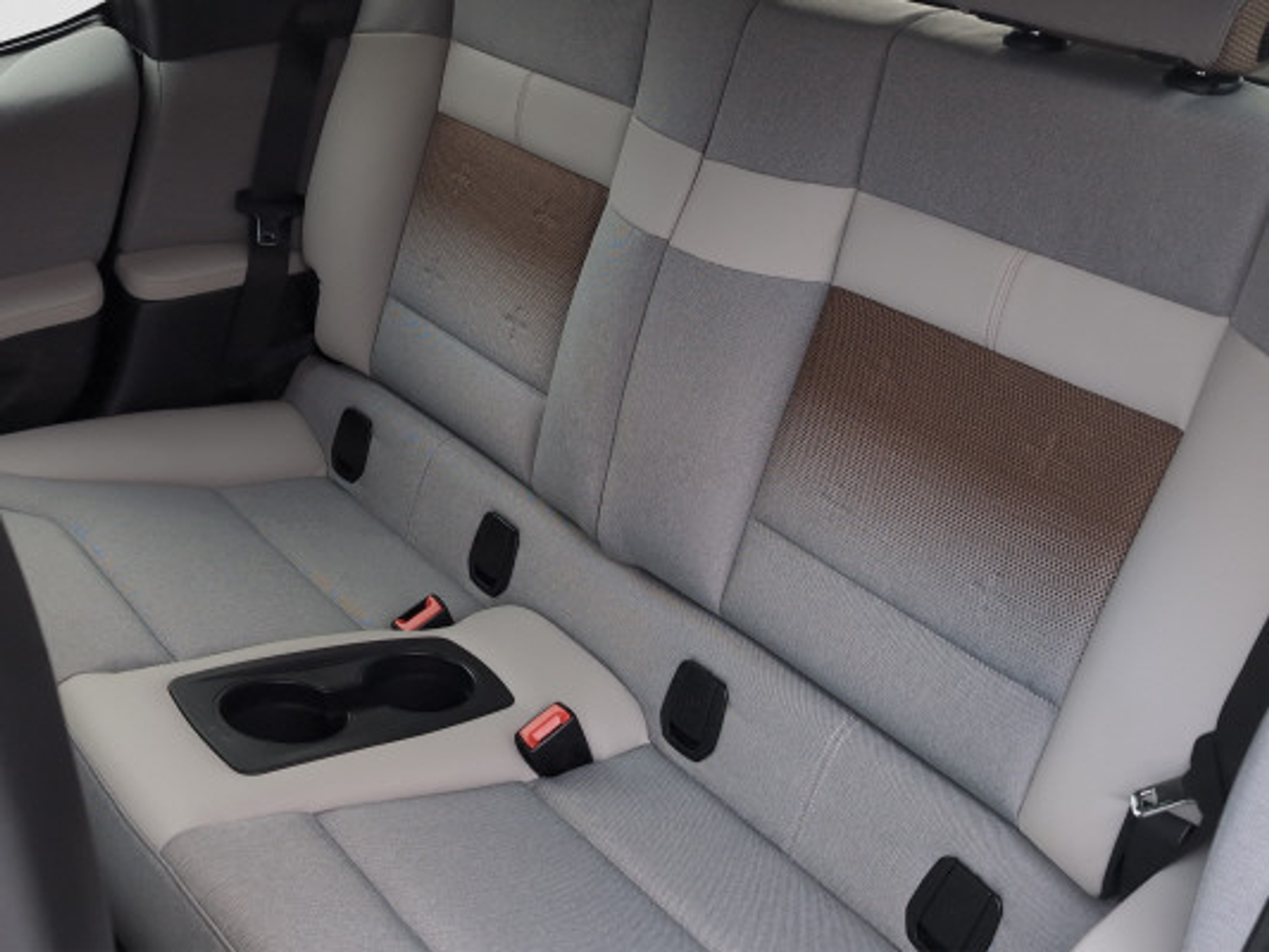 listing desktop thumbnail image 9