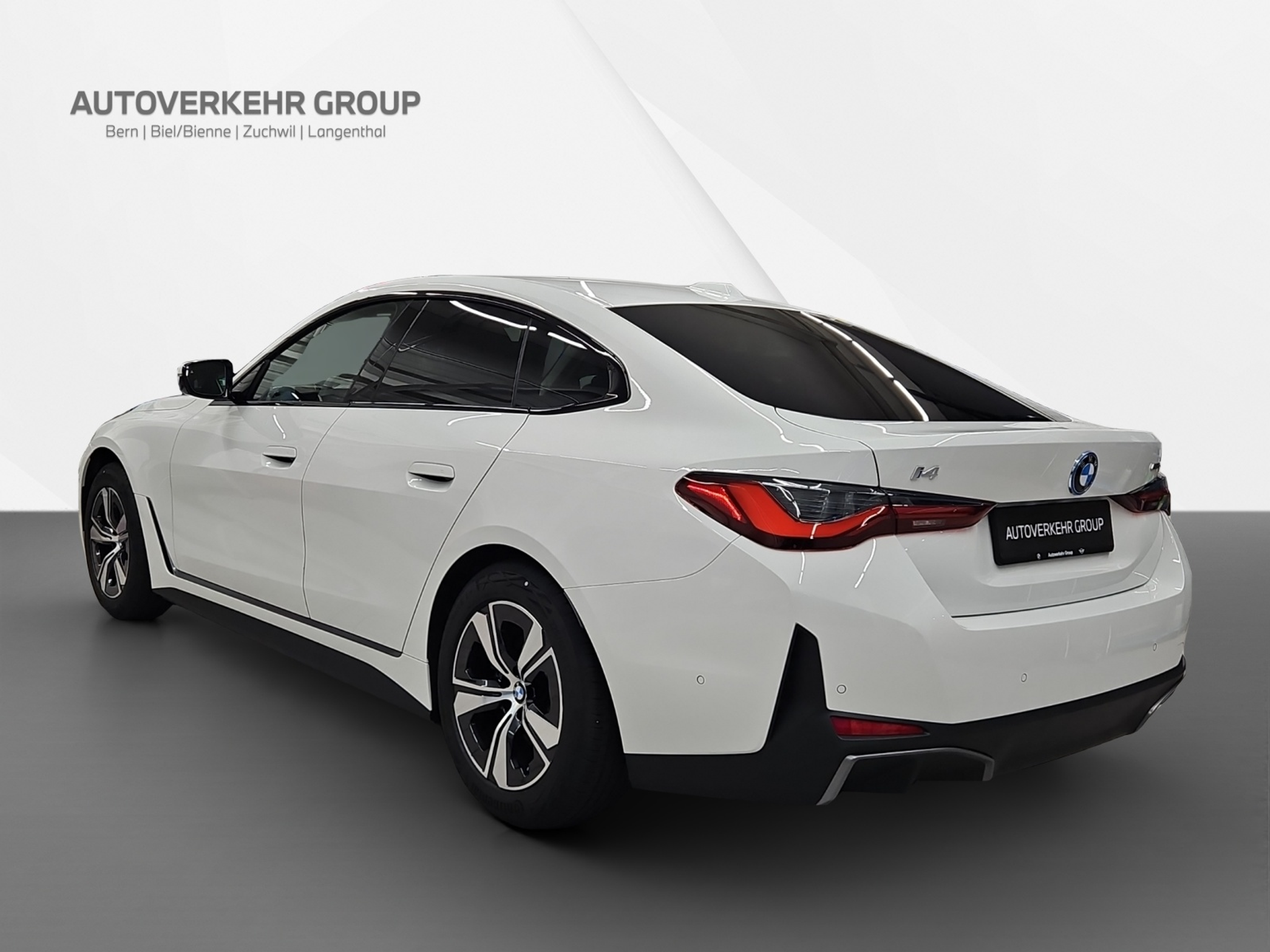 listing desktop thumbnail image 3