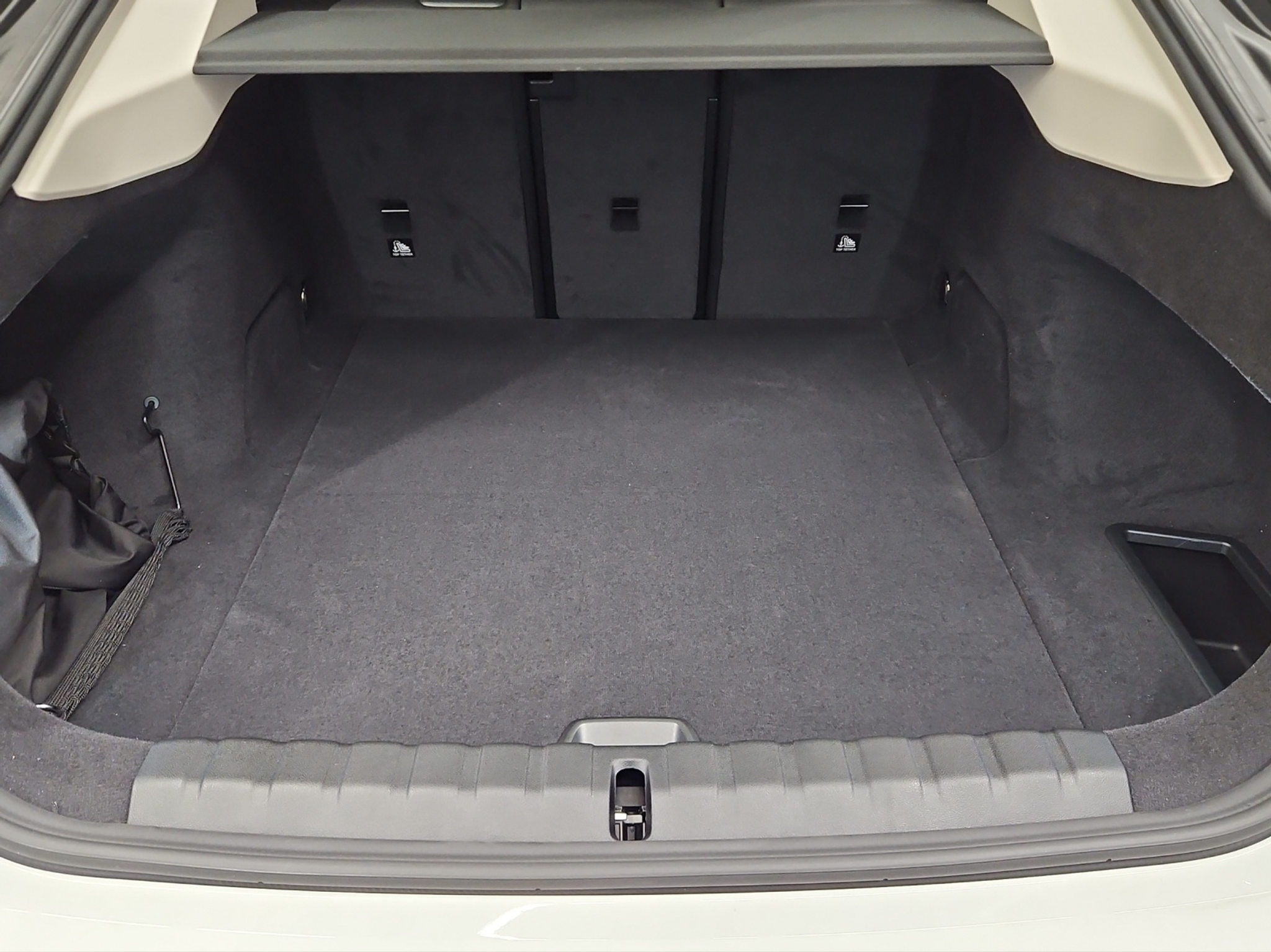 listing desktop thumbnail image 14