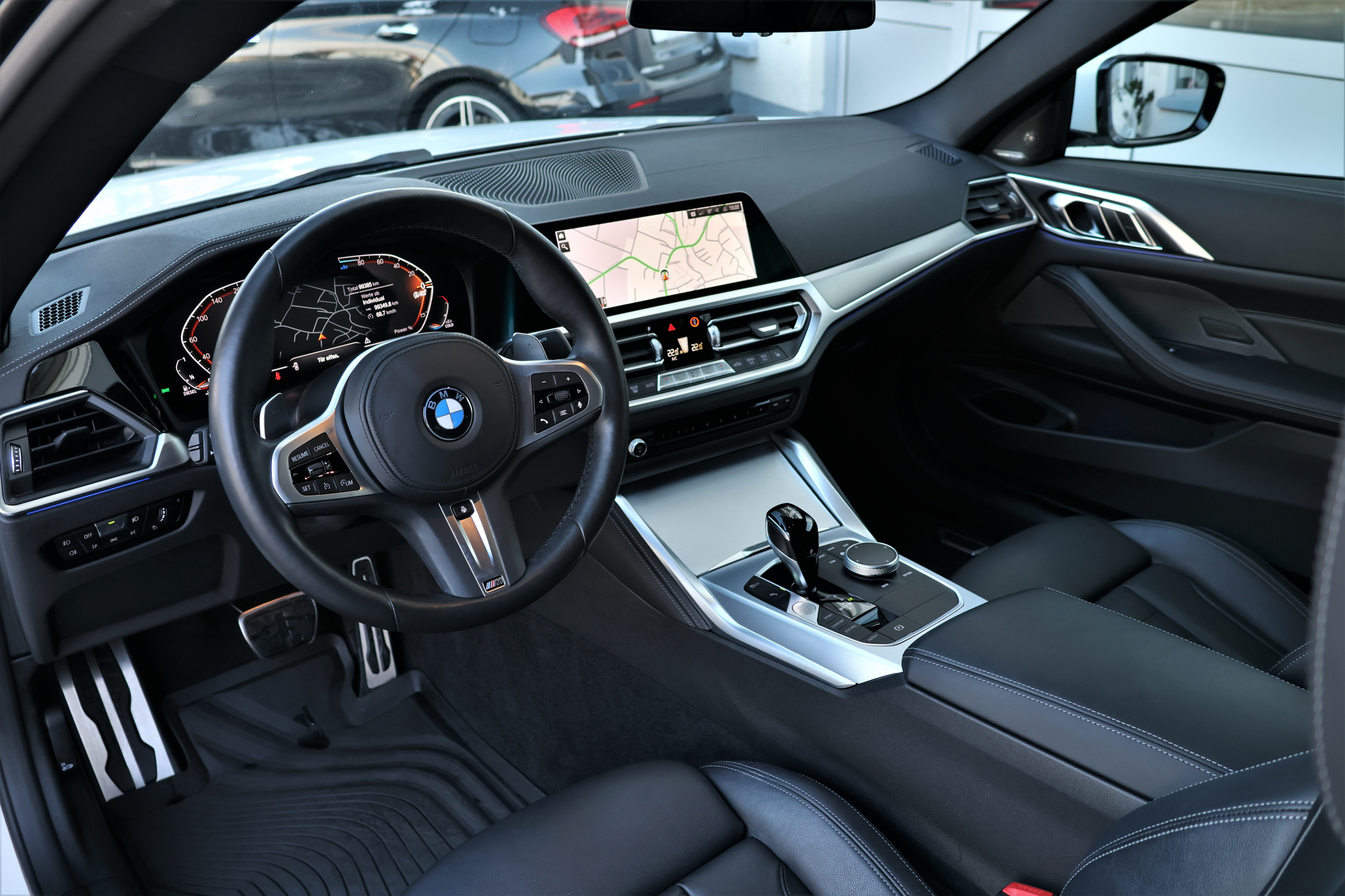 listing desktop thumbnail image 9