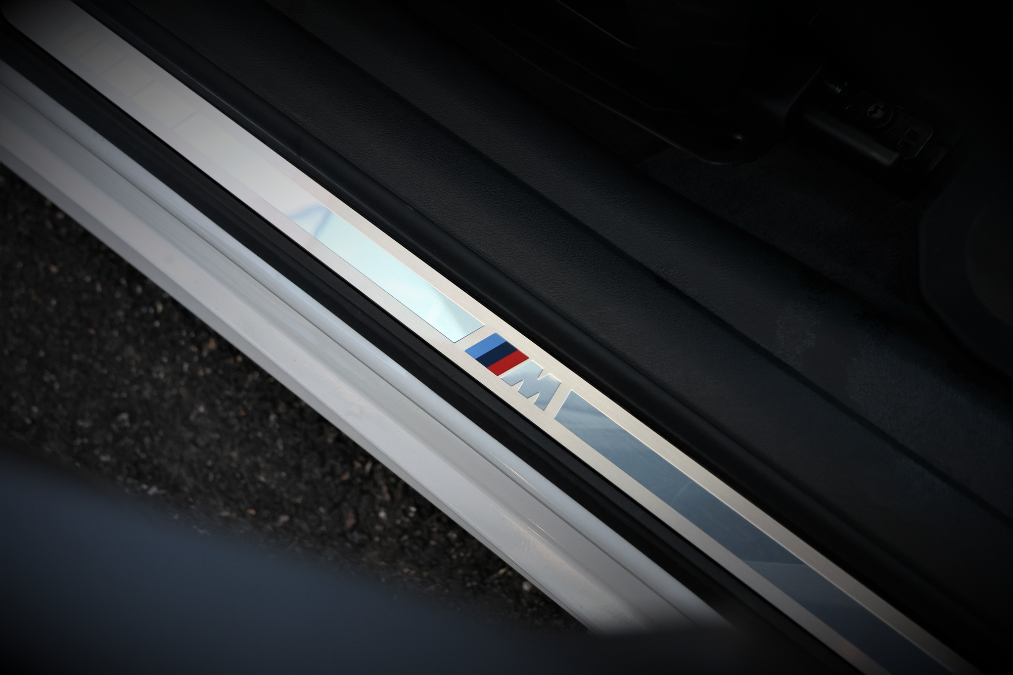 listing desktop thumbnail image 18