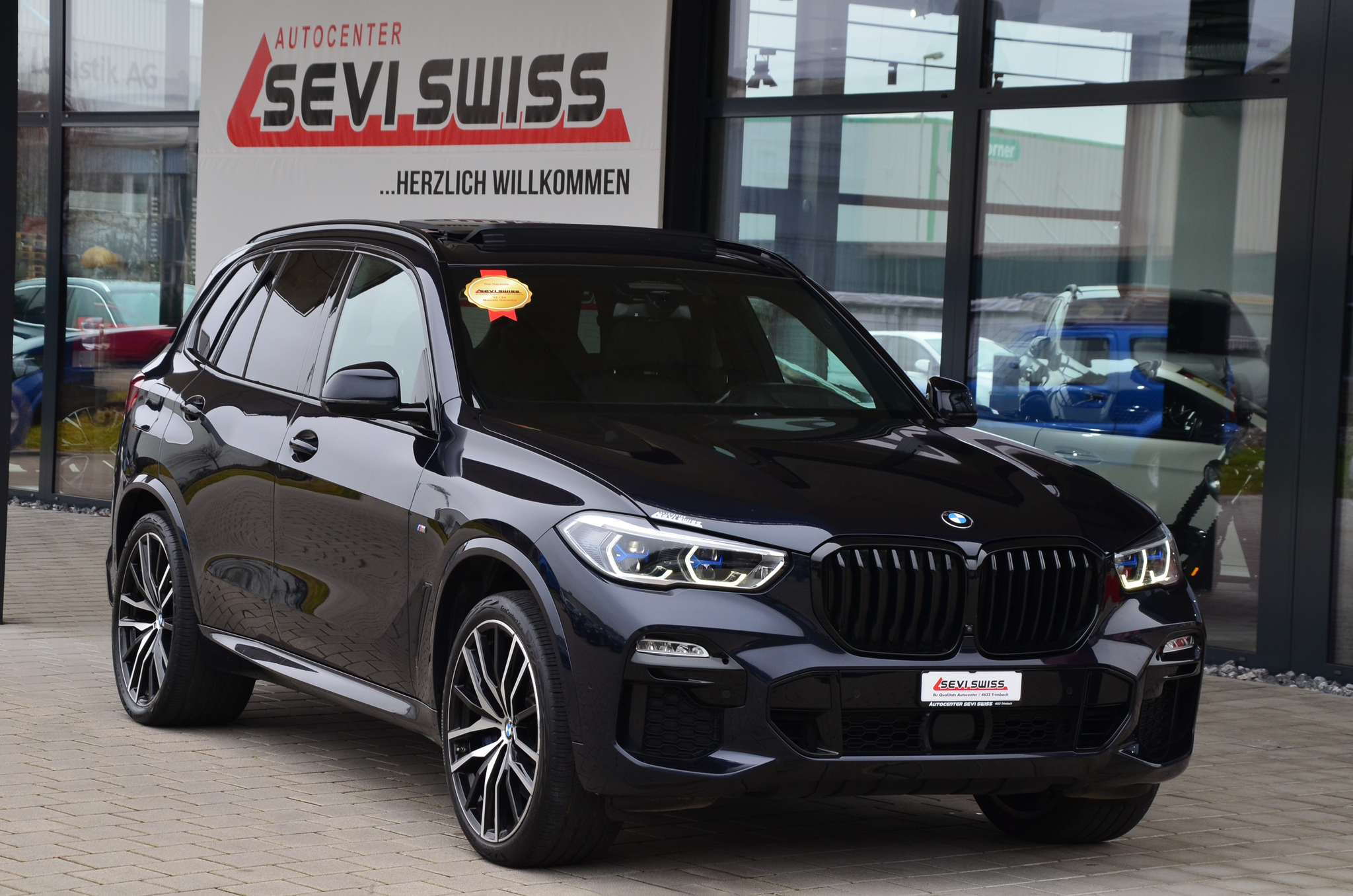 listing desktop thumbnail image 0