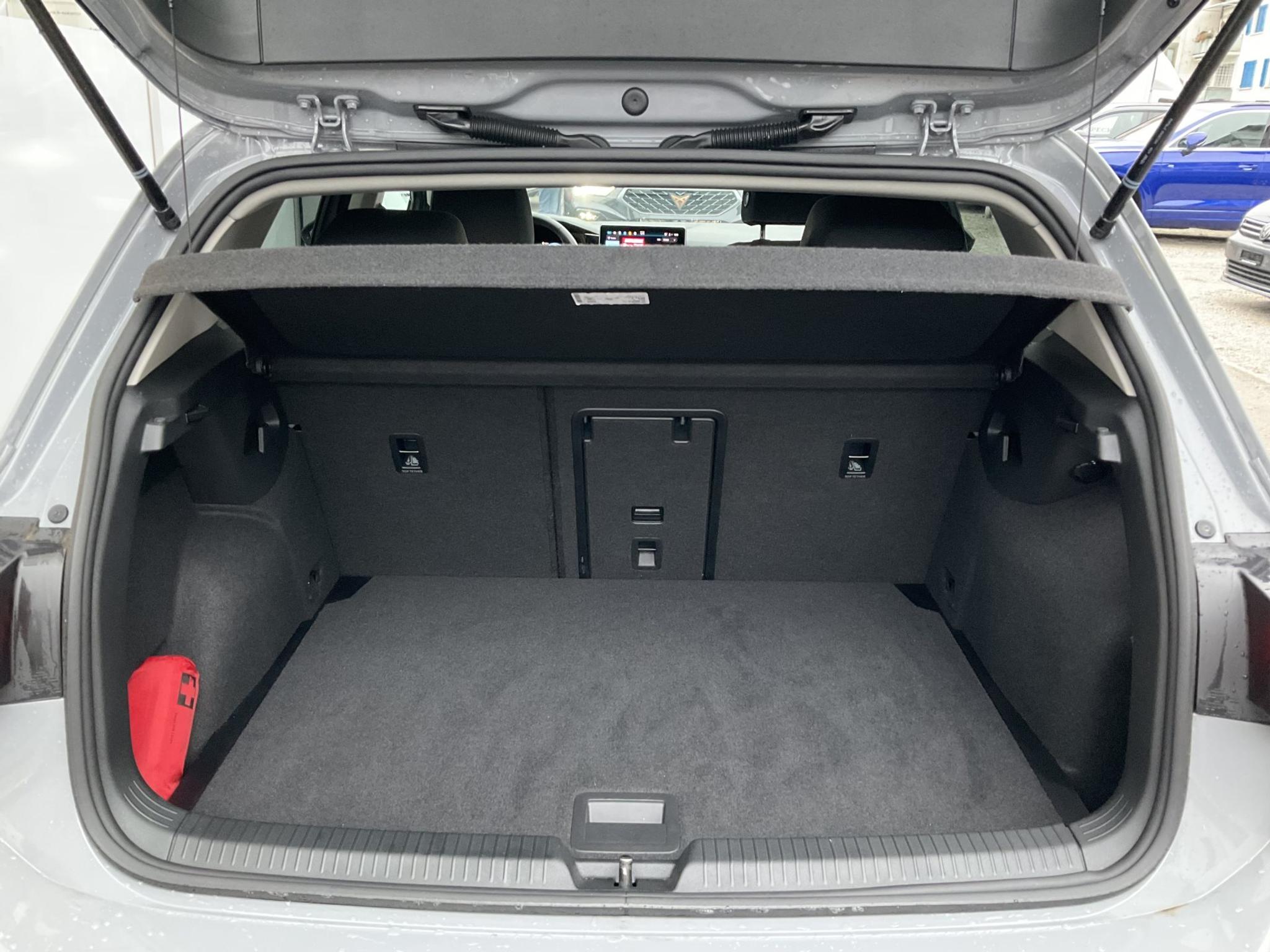 listing desktop thumbnail image 31