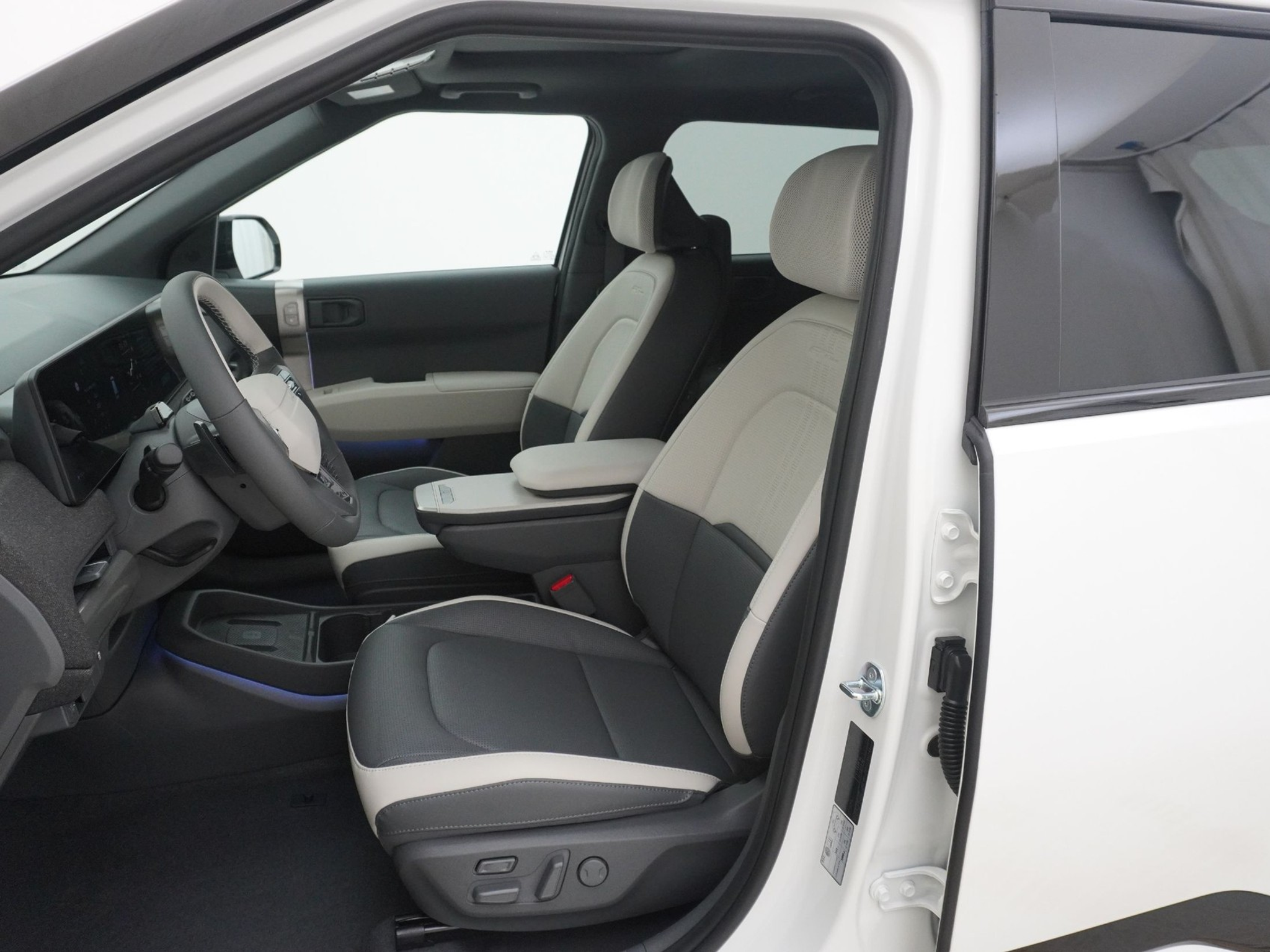 listing desktop thumbnail image 12