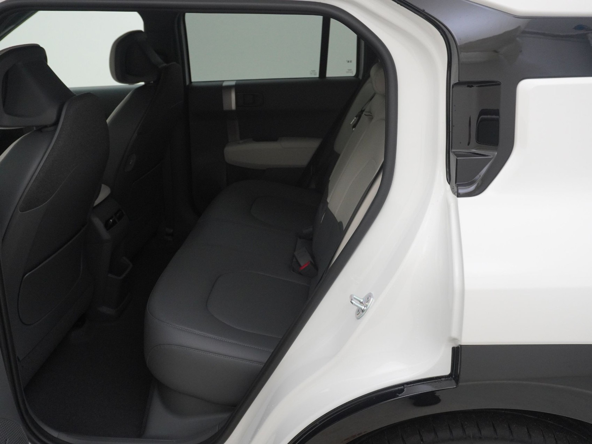 listing desktop thumbnail image 14