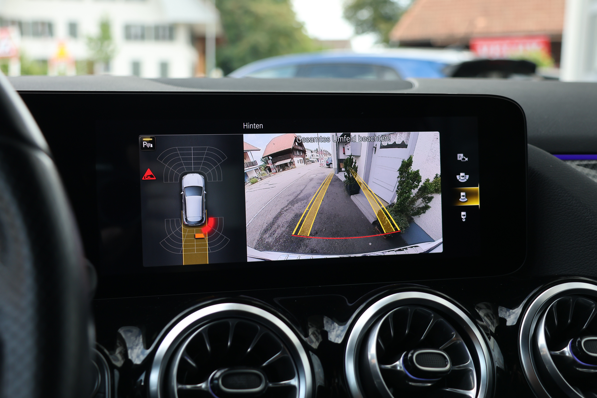 listing desktop thumbnail image 18