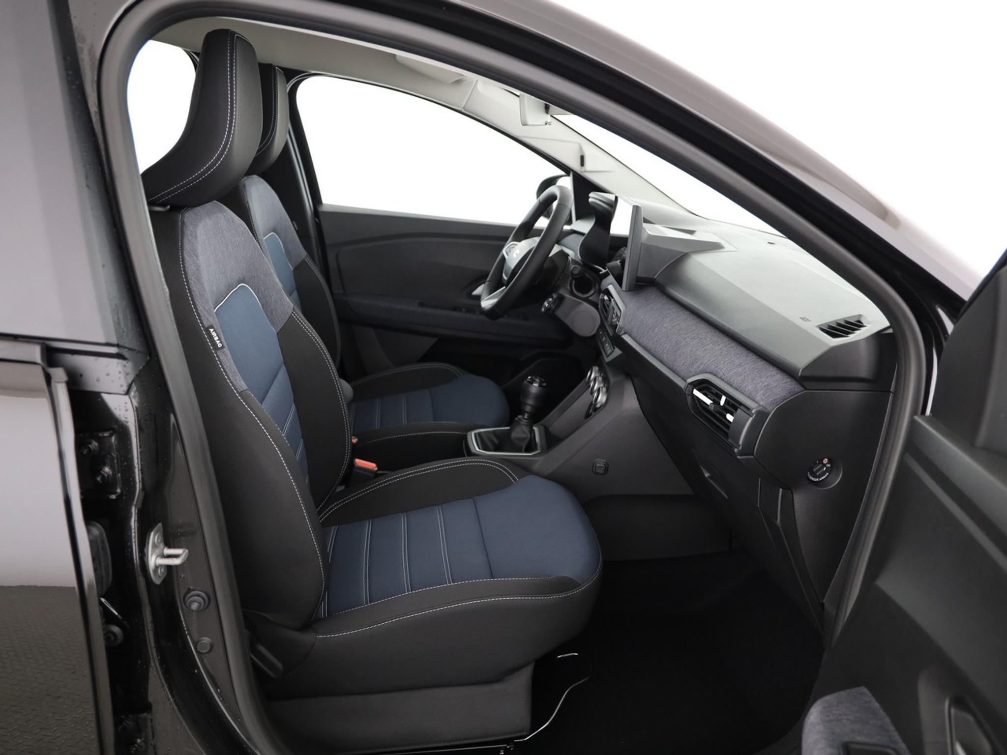 listing desktop thumbnail image 6