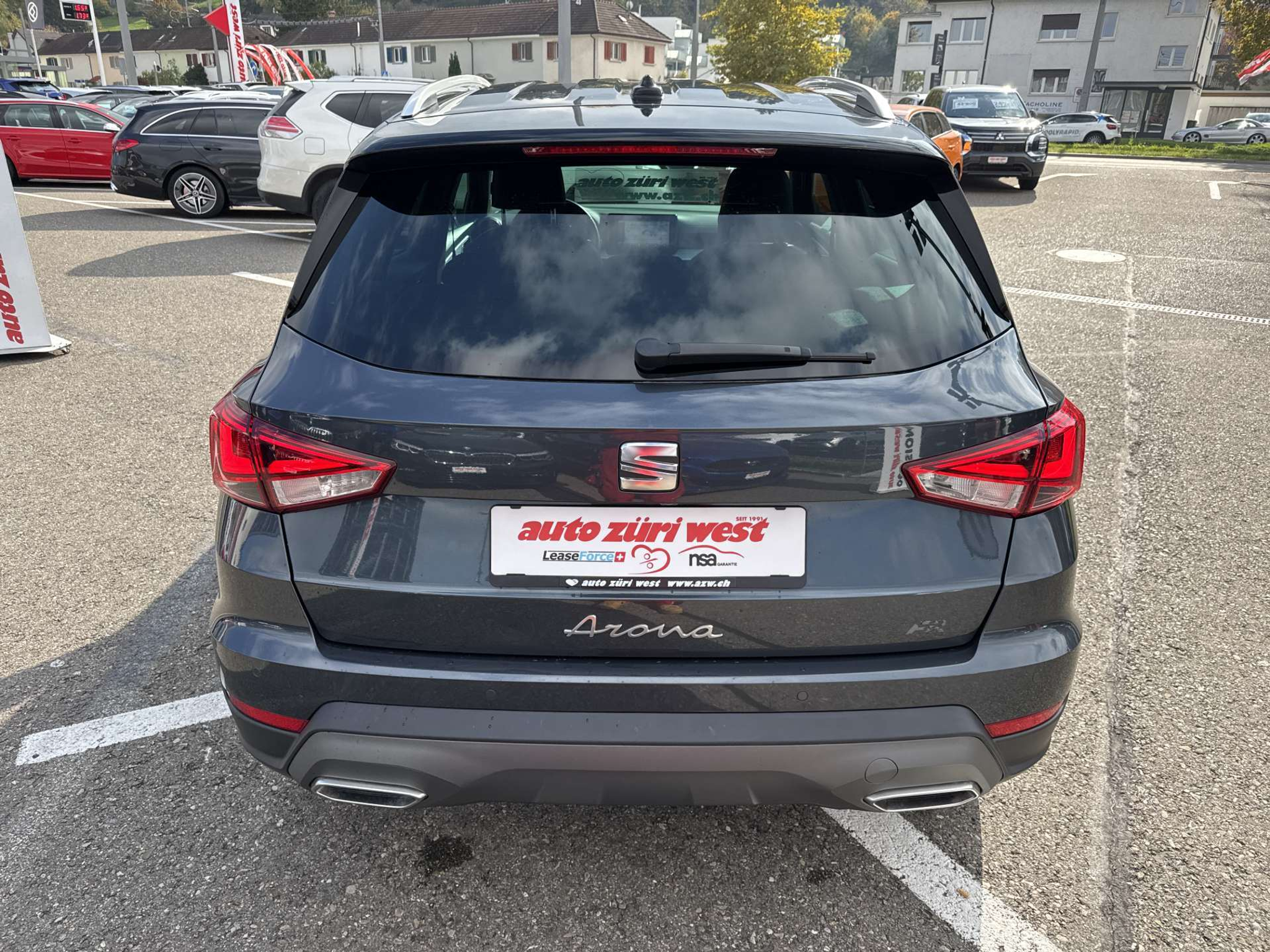 listing desktop thumbnail image 14