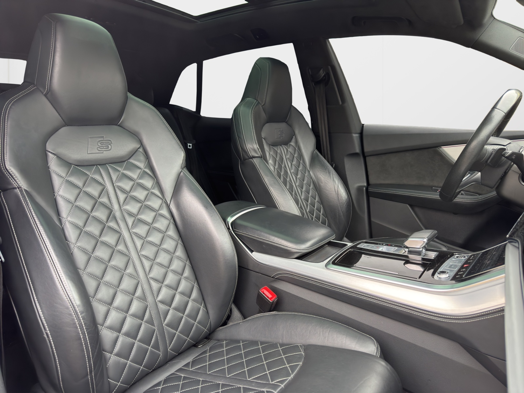 listing desktop thumbnail image 13