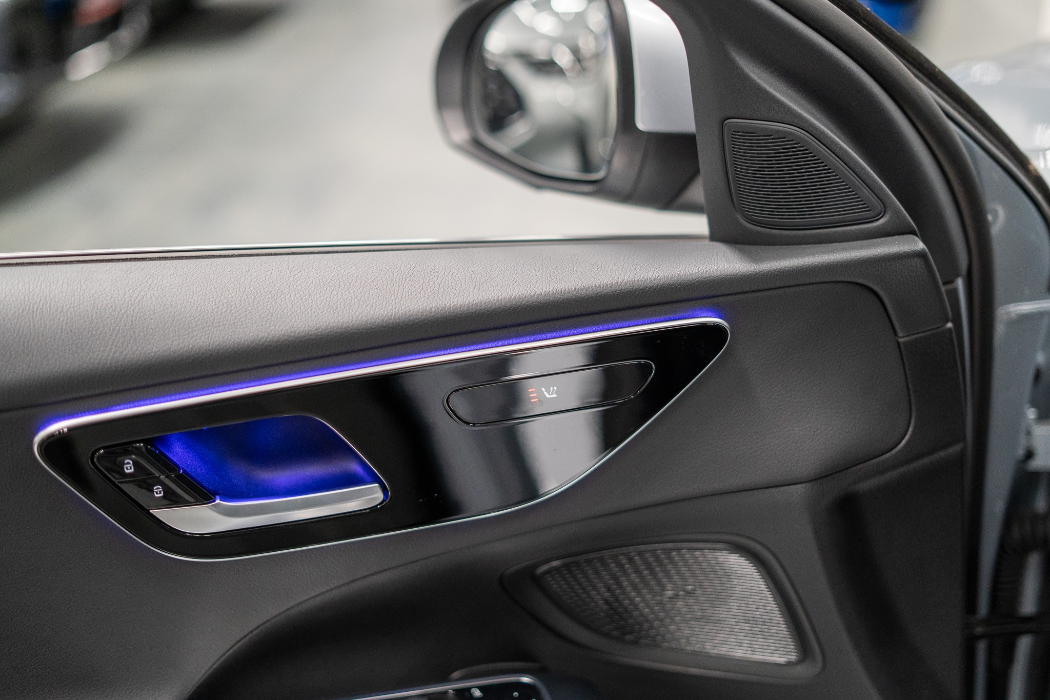 listing desktop thumbnail image 10