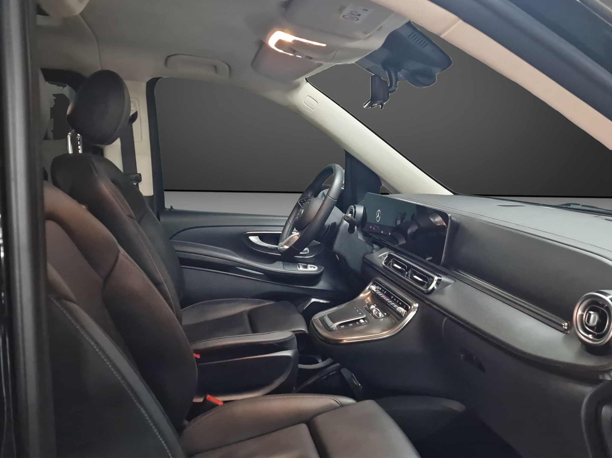 listing desktop thumbnail image 11