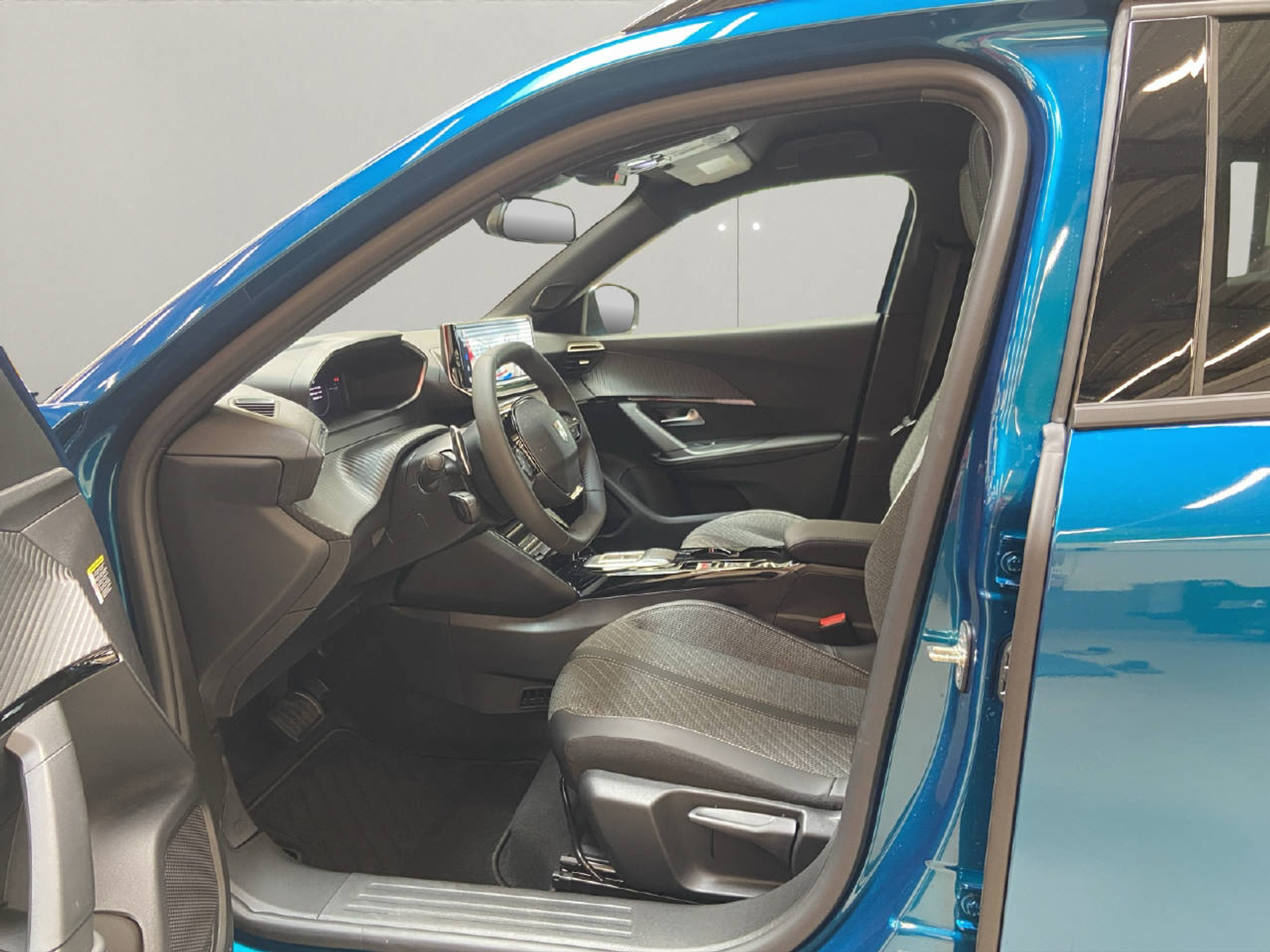 listing desktop thumbnail image 4