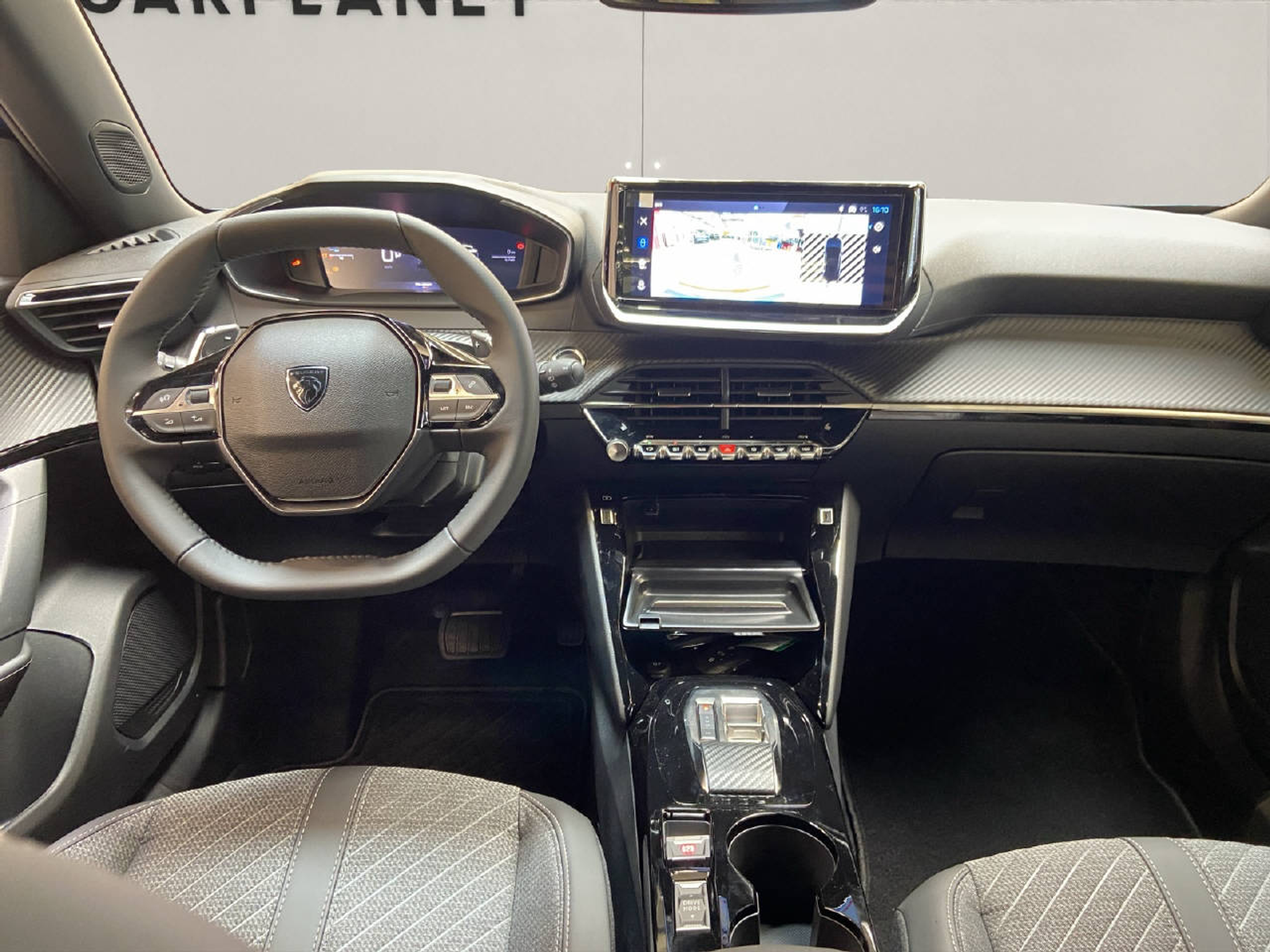 listing desktop thumbnail image 5