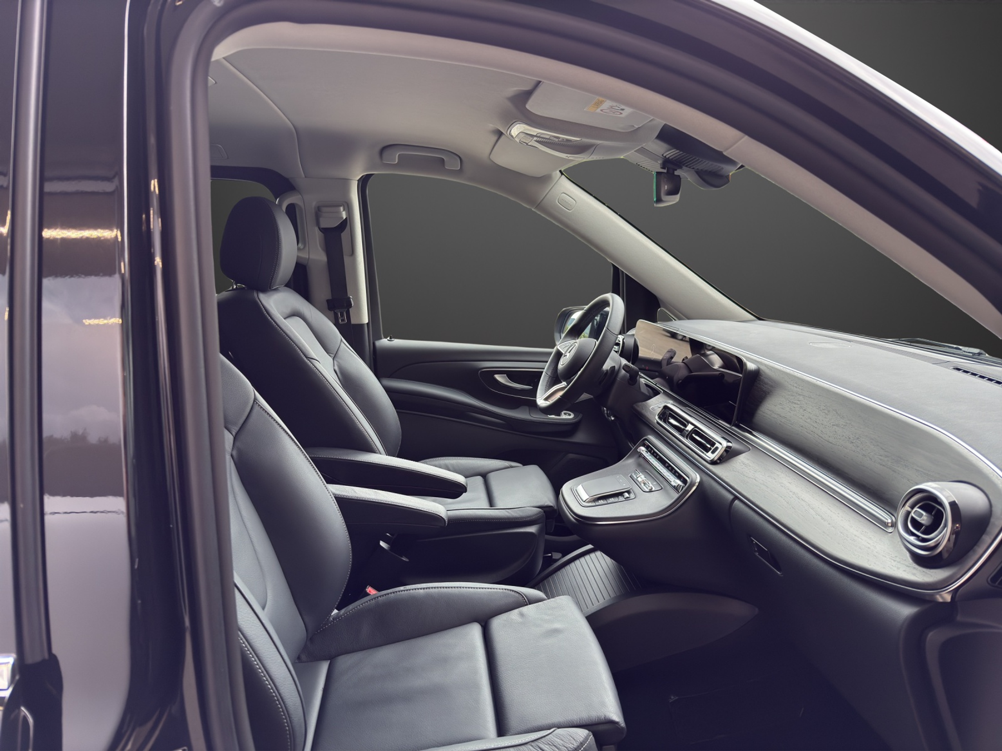 listing desktop thumbnail image 9