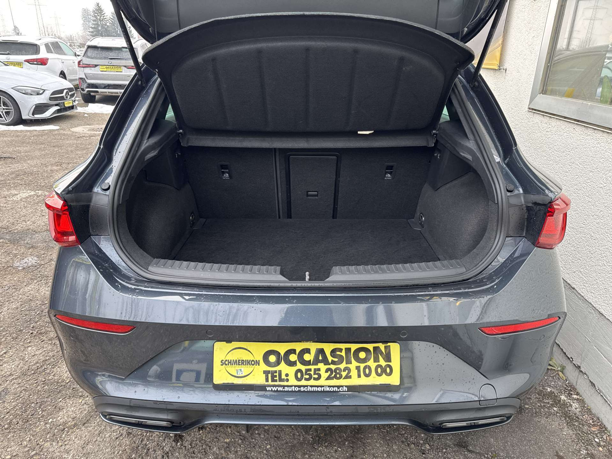 listing desktop thumbnail image 8