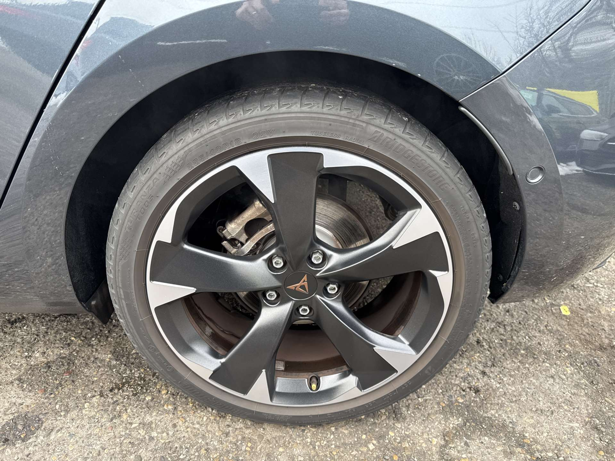 listing desktop thumbnail image 9