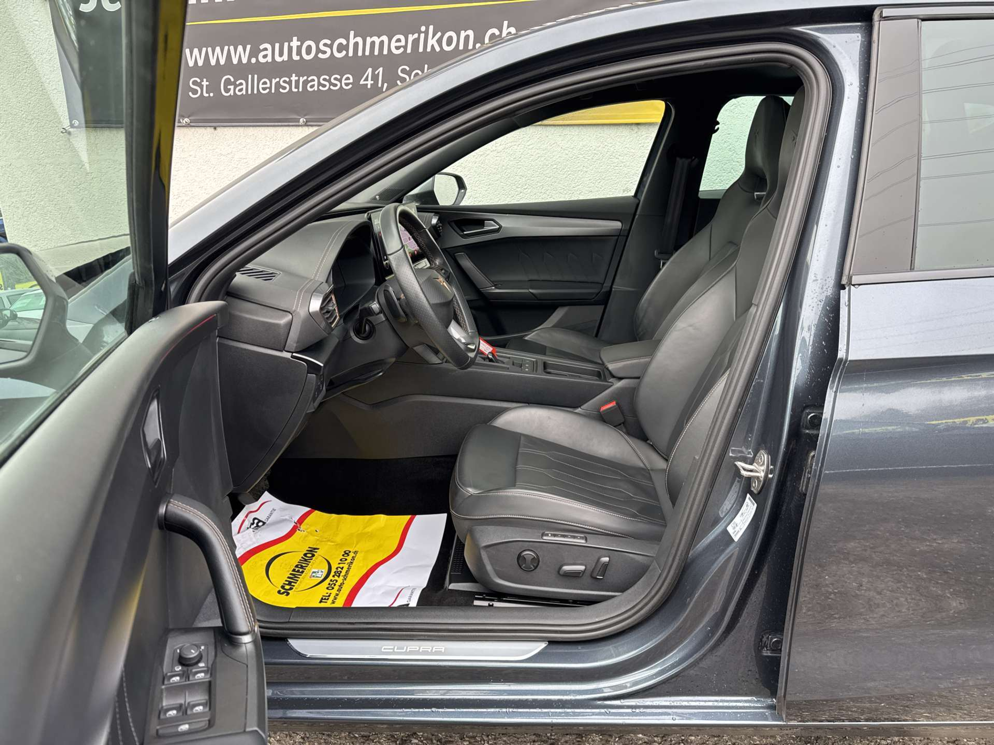 listing desktop thumbnail image 6