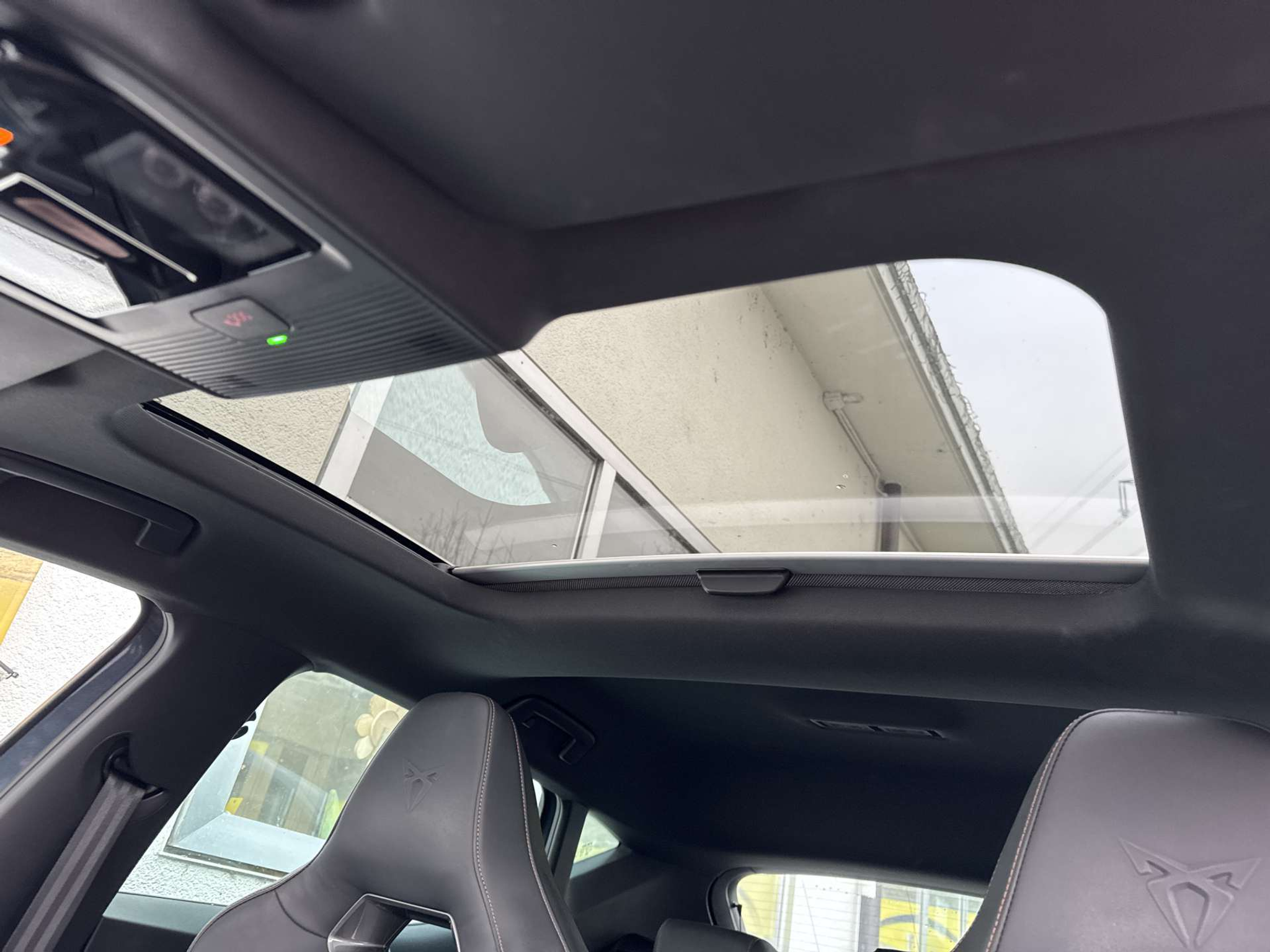 listing desktop thumbnail image 13