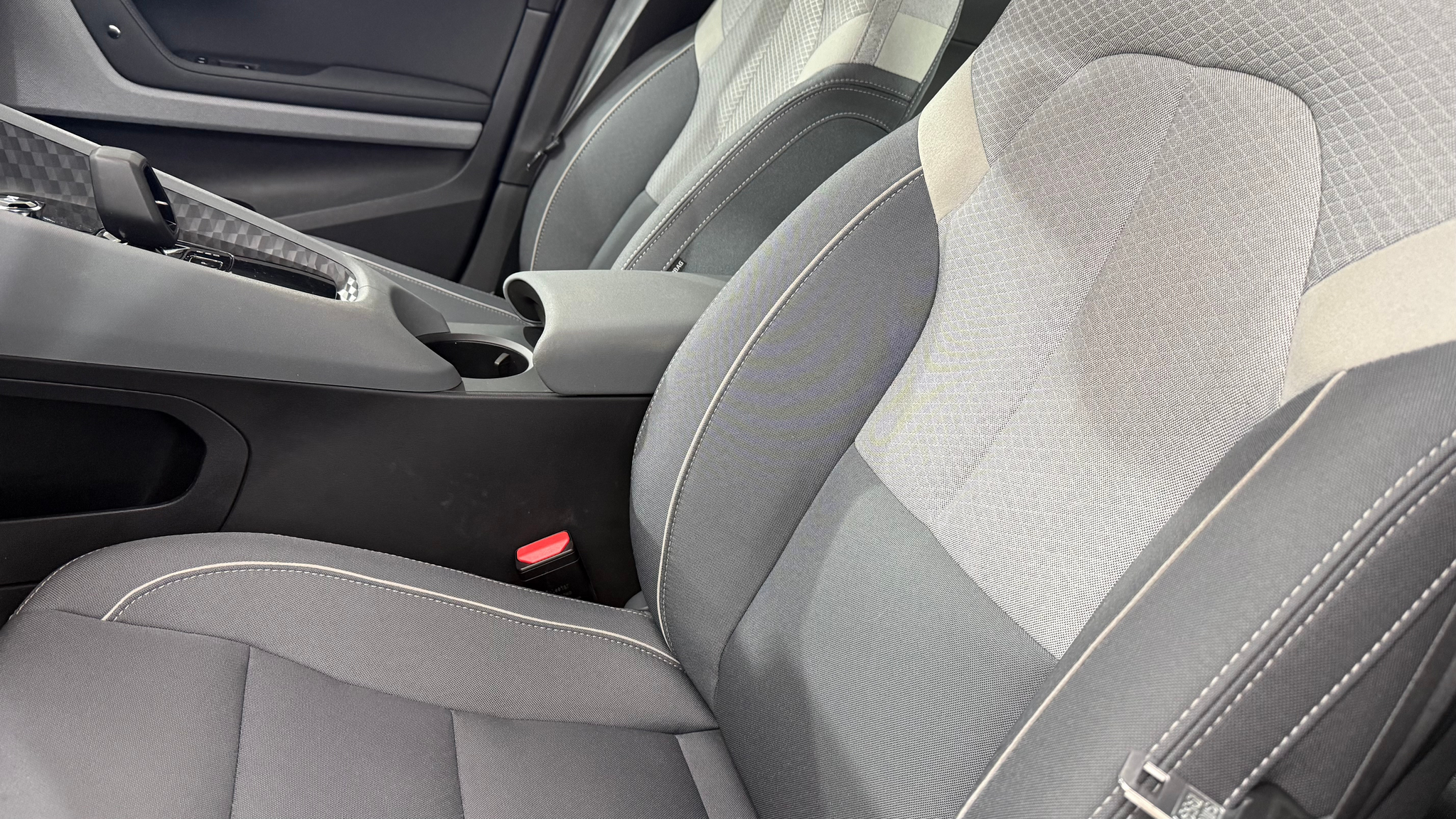 listing desktop thumbnail image 11