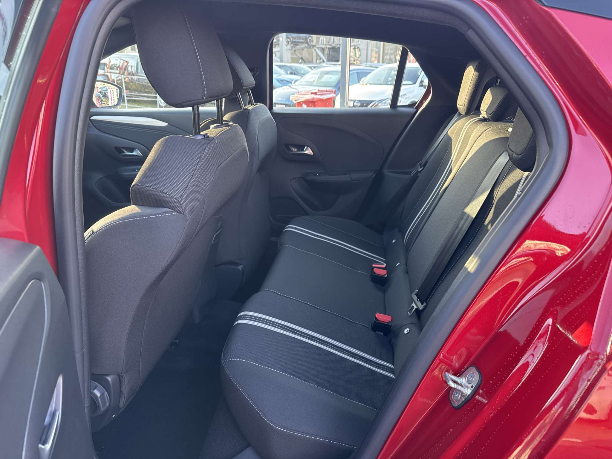 listing desktop thumbnail image 6