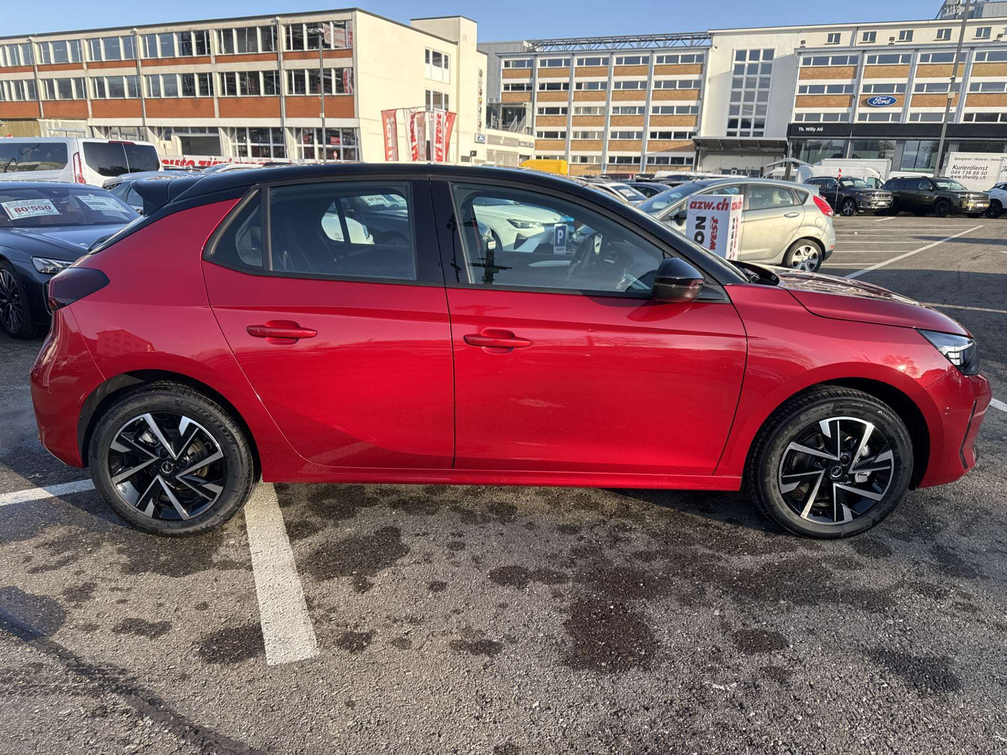 listing desktop thumbnail image 10