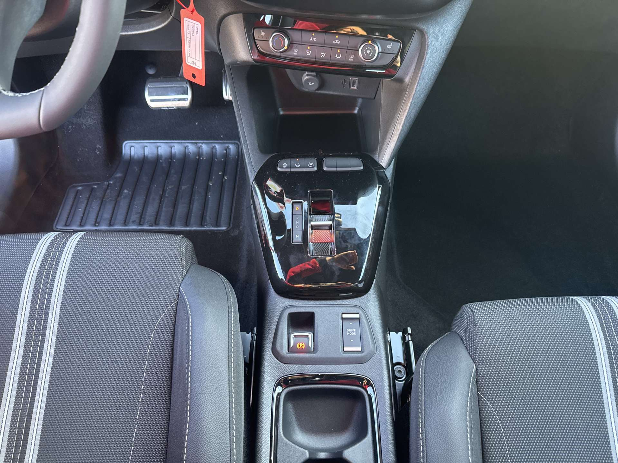 listing desktop thumbnail image 11