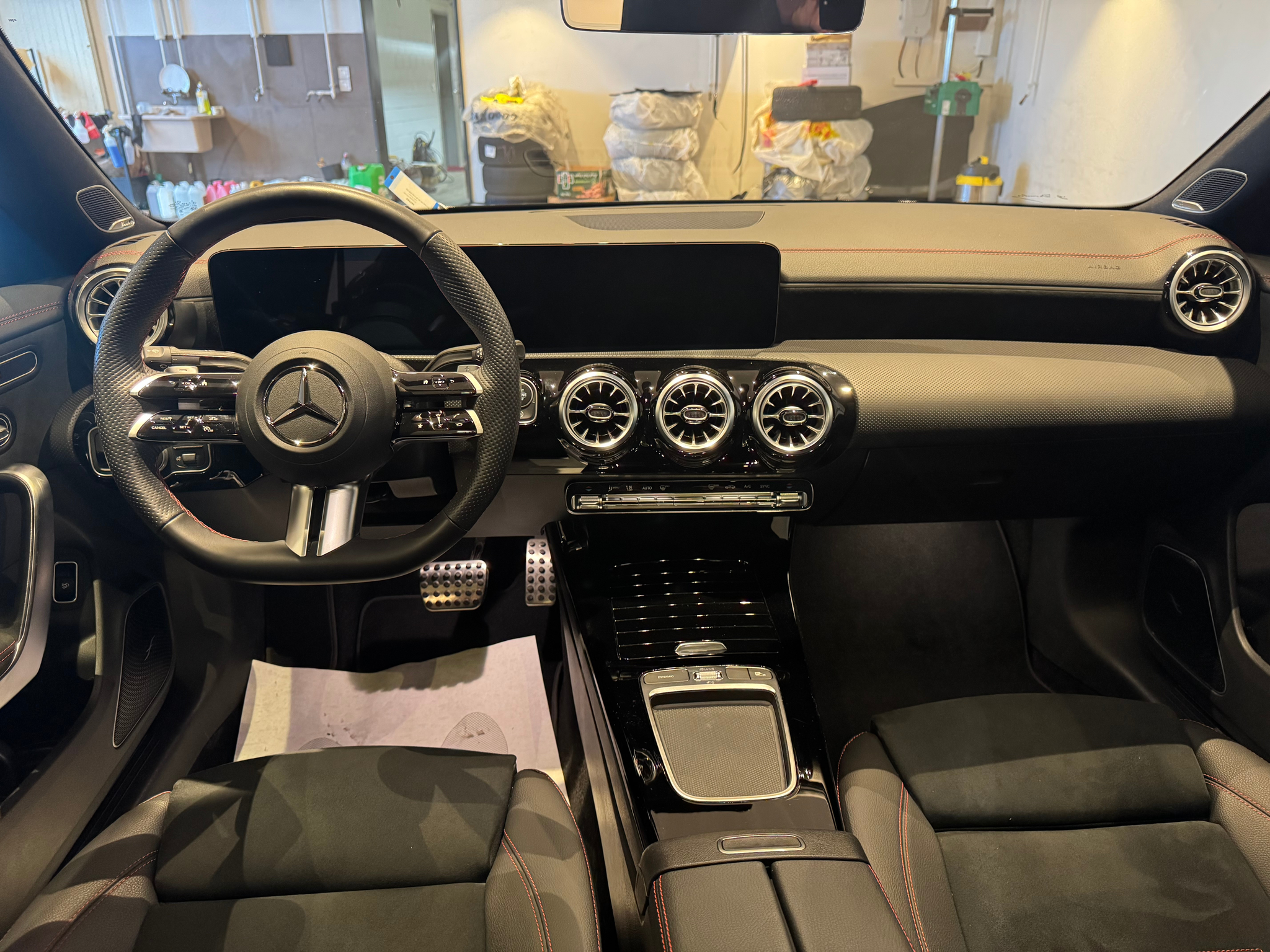 listing desktop thumbnail image 11