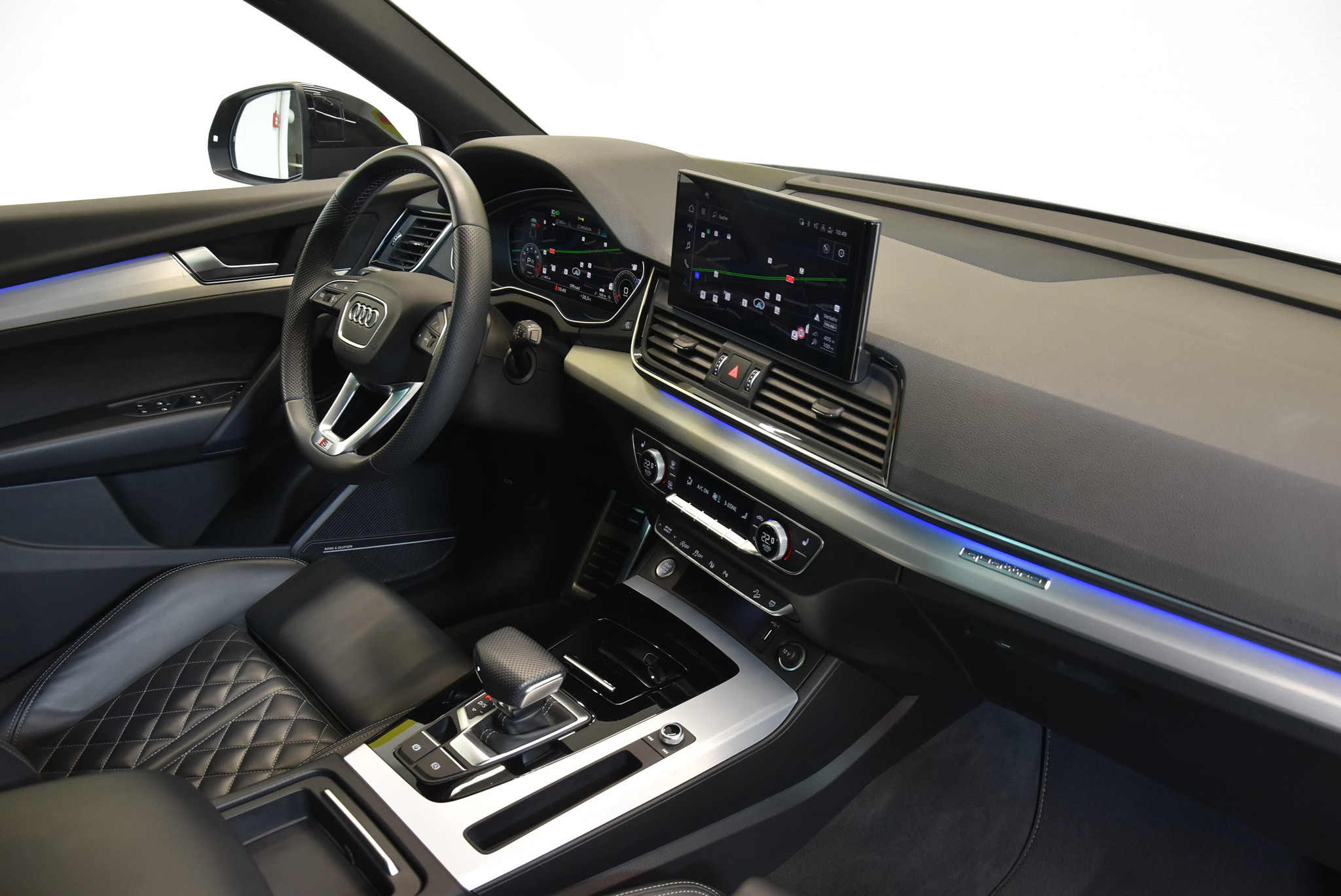 listing desktop thumbnail image 3