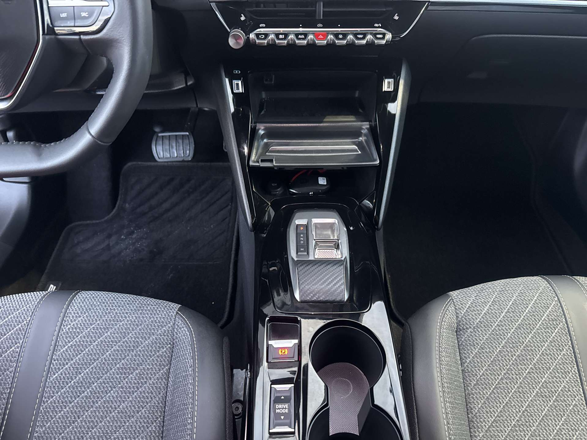 listing desktop thumbnail image 11