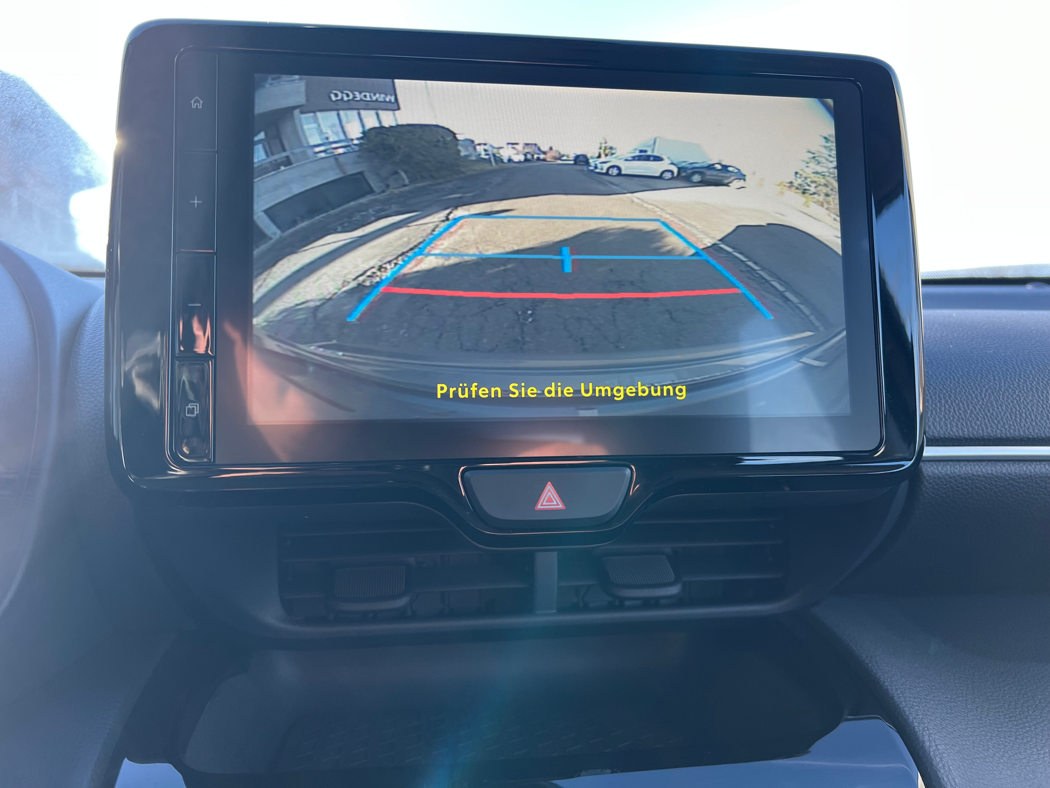 listing desktop thumbnail image 12