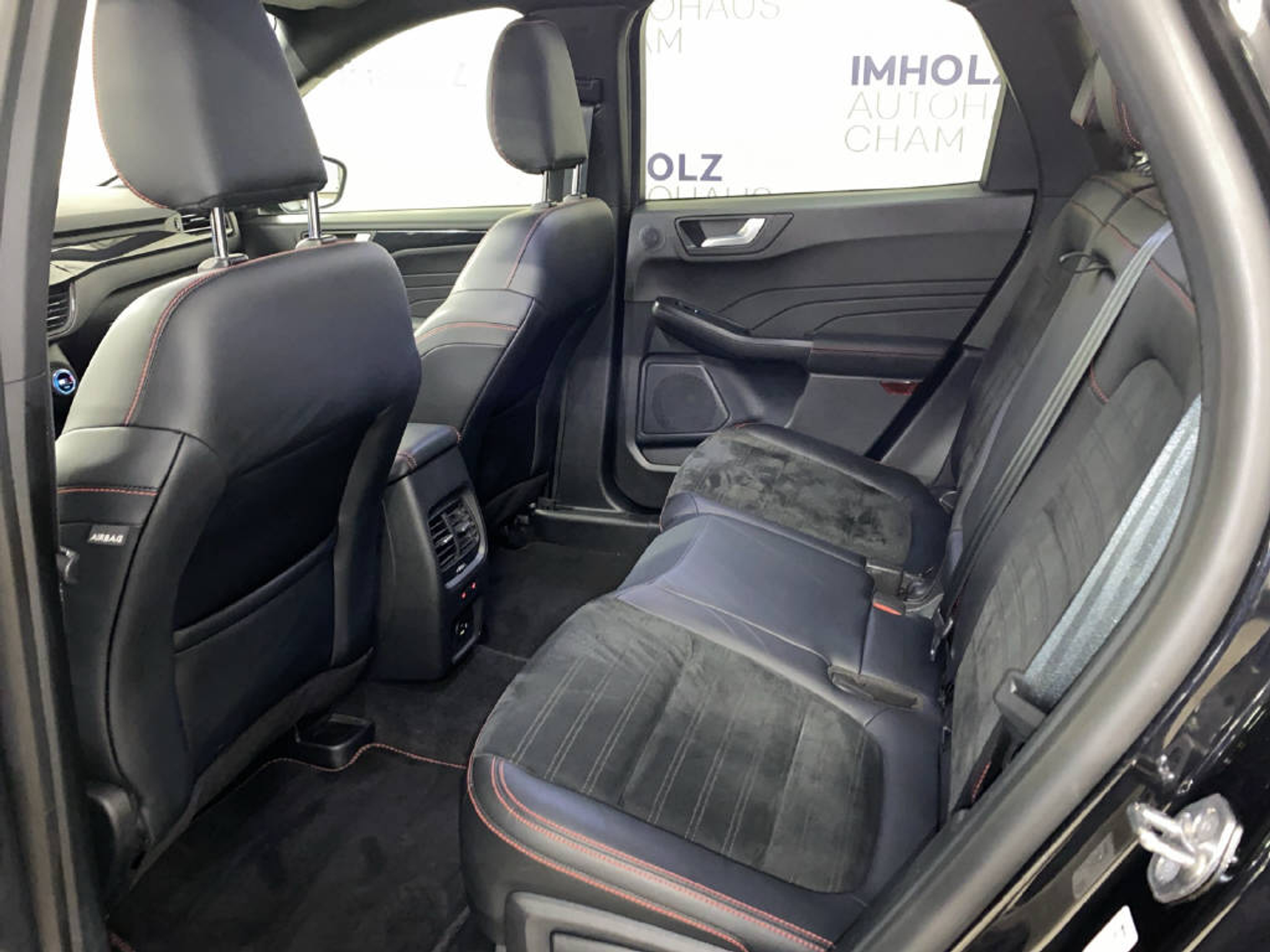 listing desktop thumbnail image 16