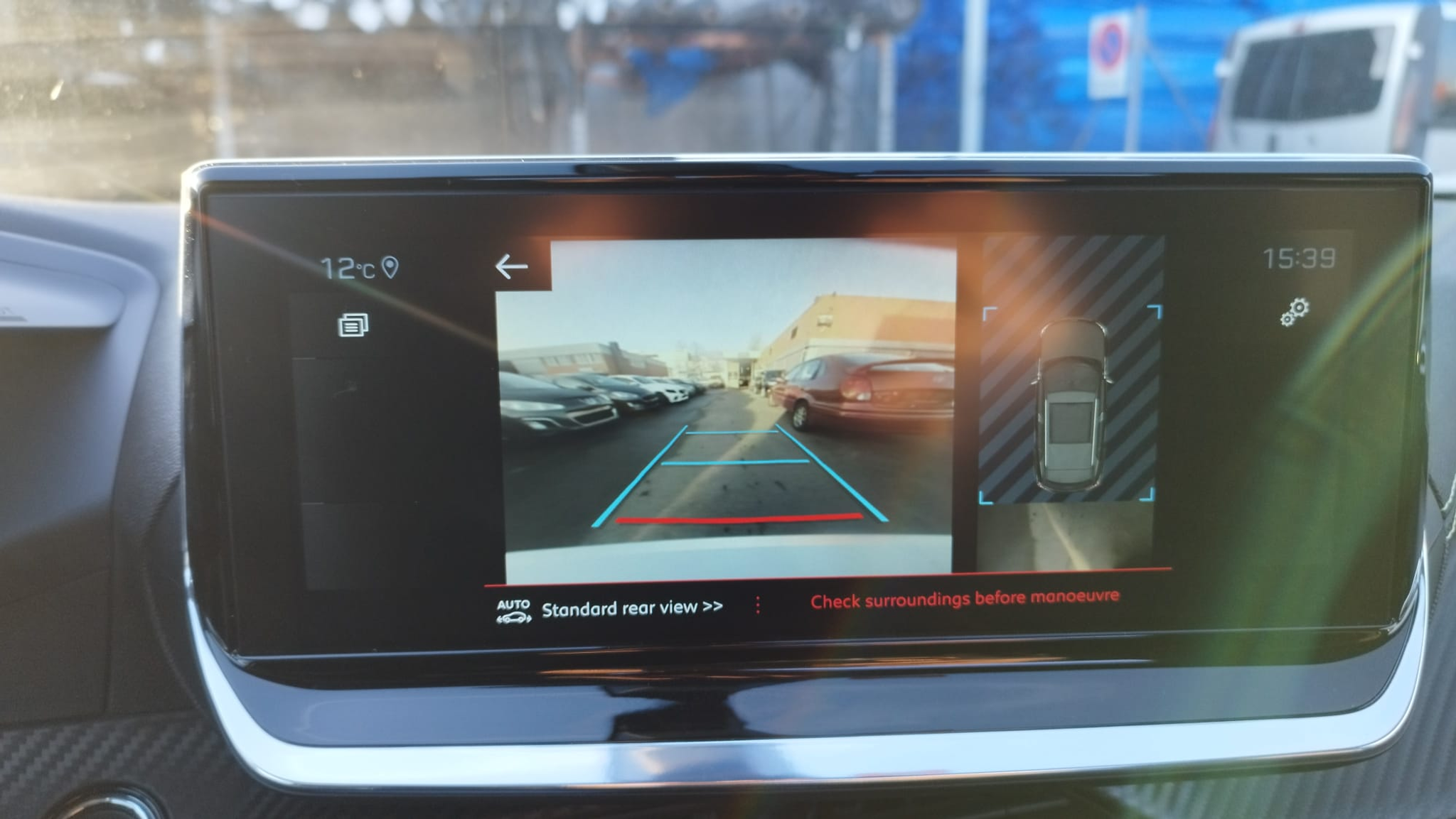 listing desktop thumbnail image 11