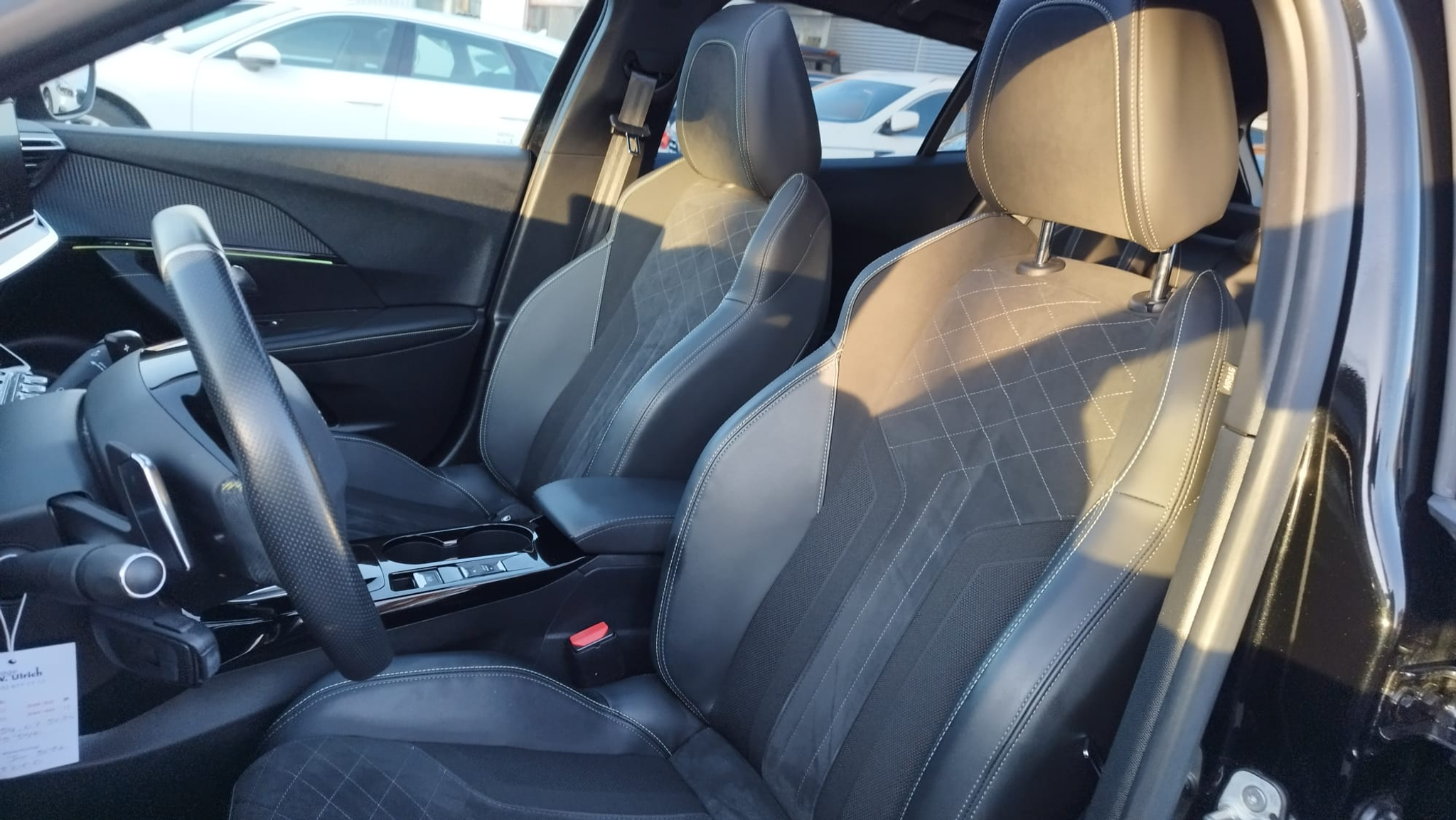 listing desktop thumbnail image 10