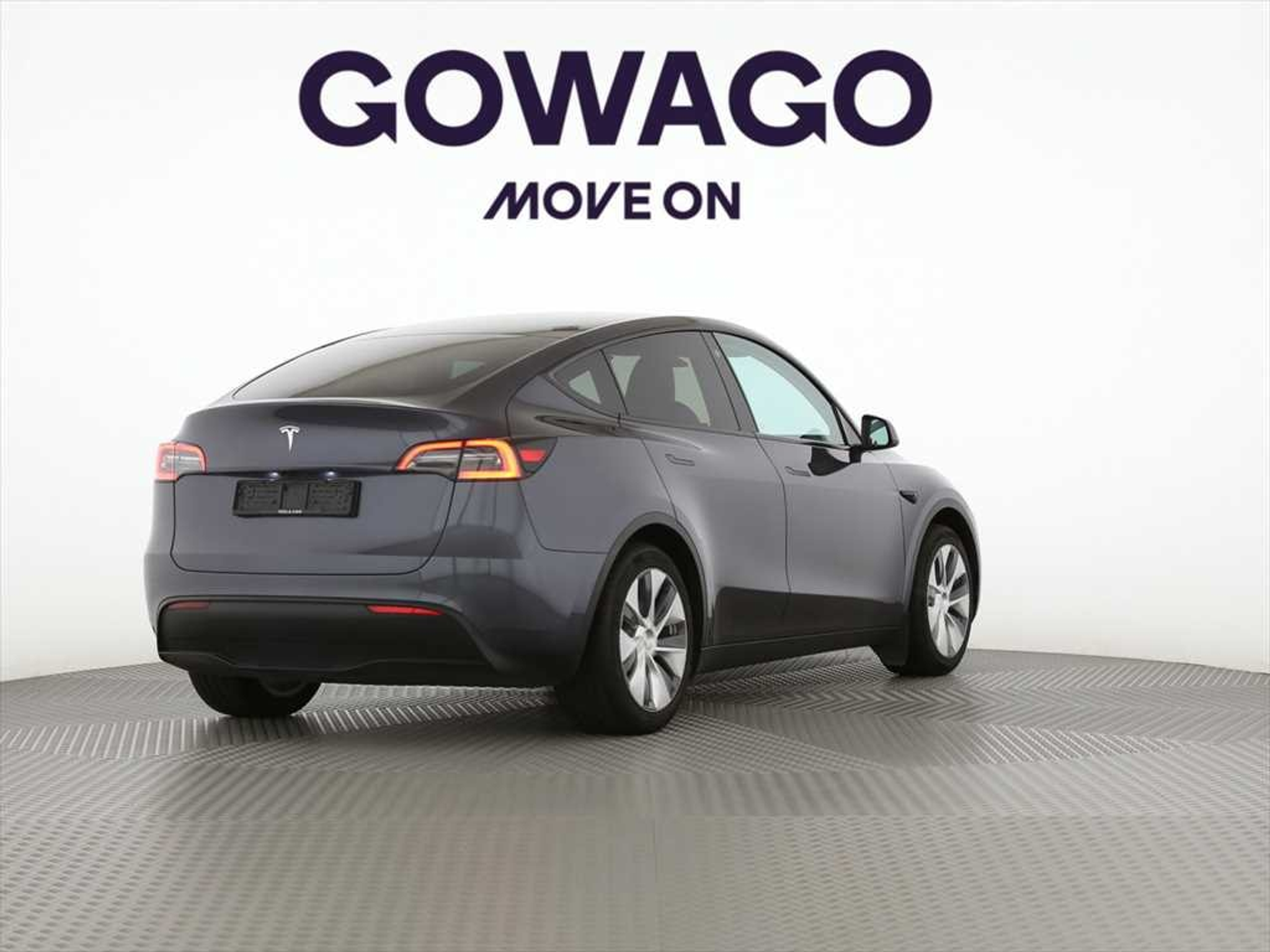 listing desktop thumbnail image 1