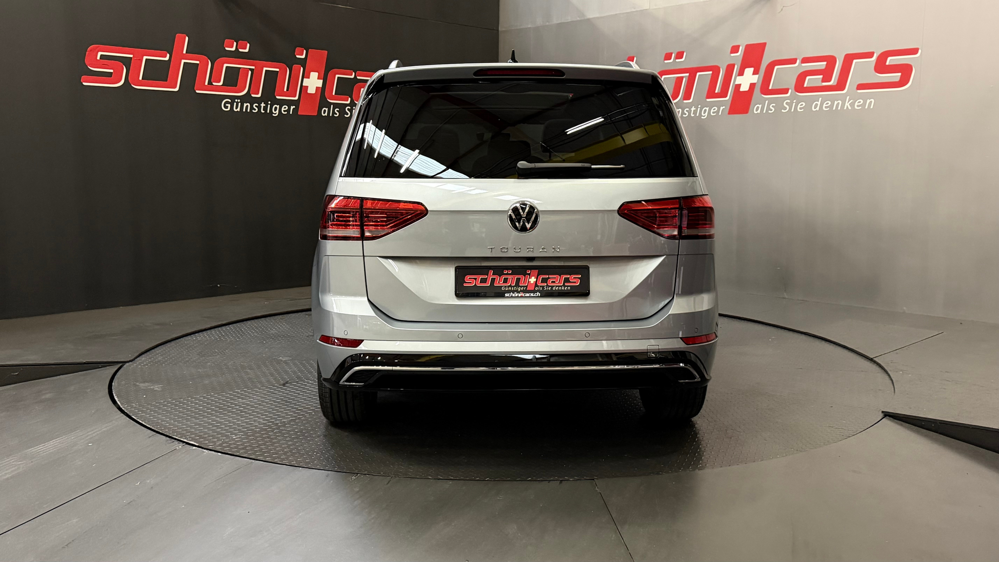 listing desktop thumbnail image 4