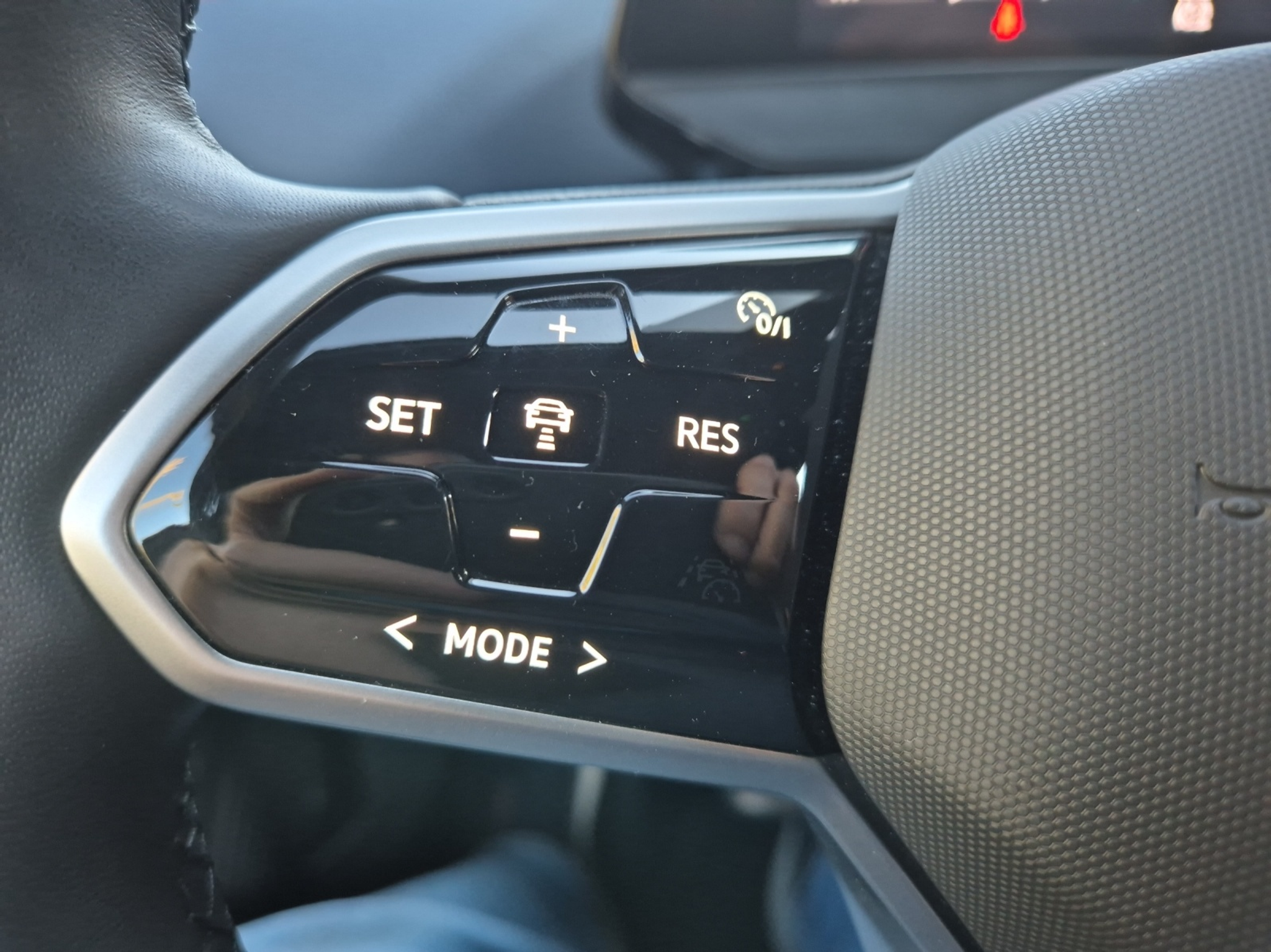 listing desktop thumbnail image 11