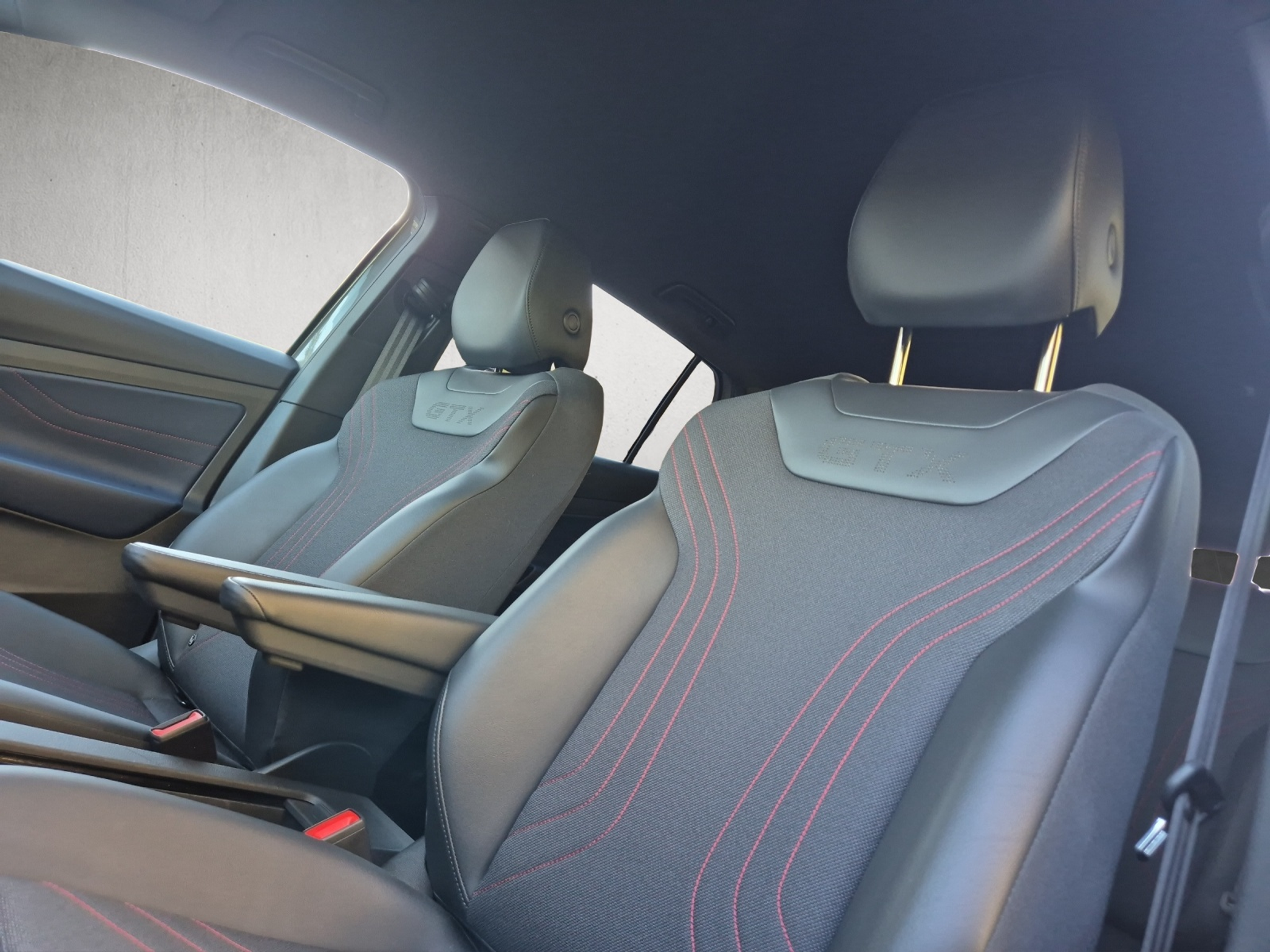 listing desktop thumbnail image 22