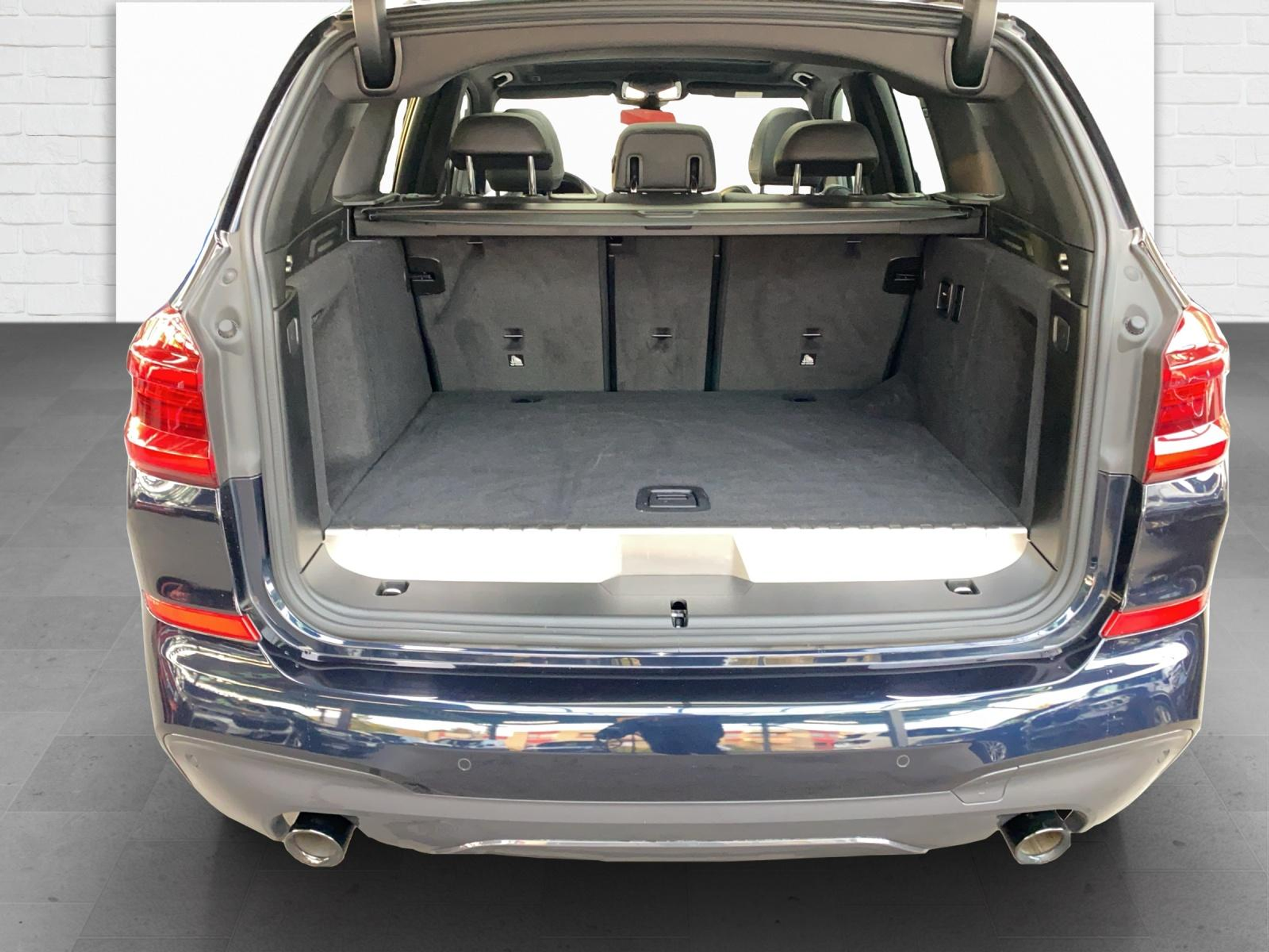 listing desktop thumbnail image 15