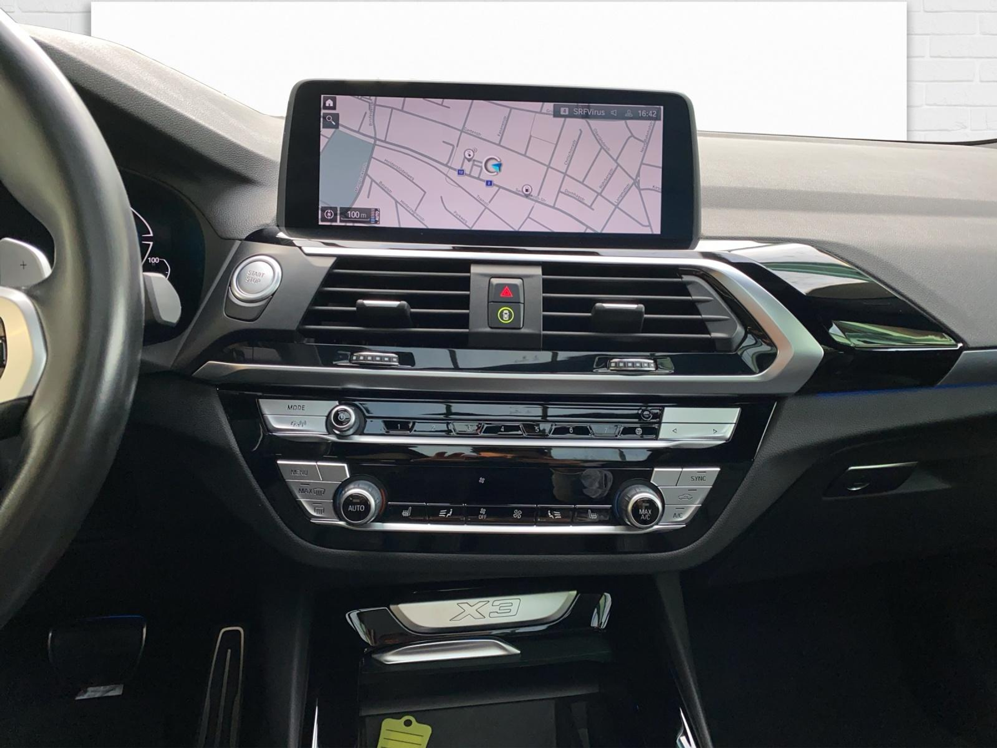 listing desktop thumbnail image 9