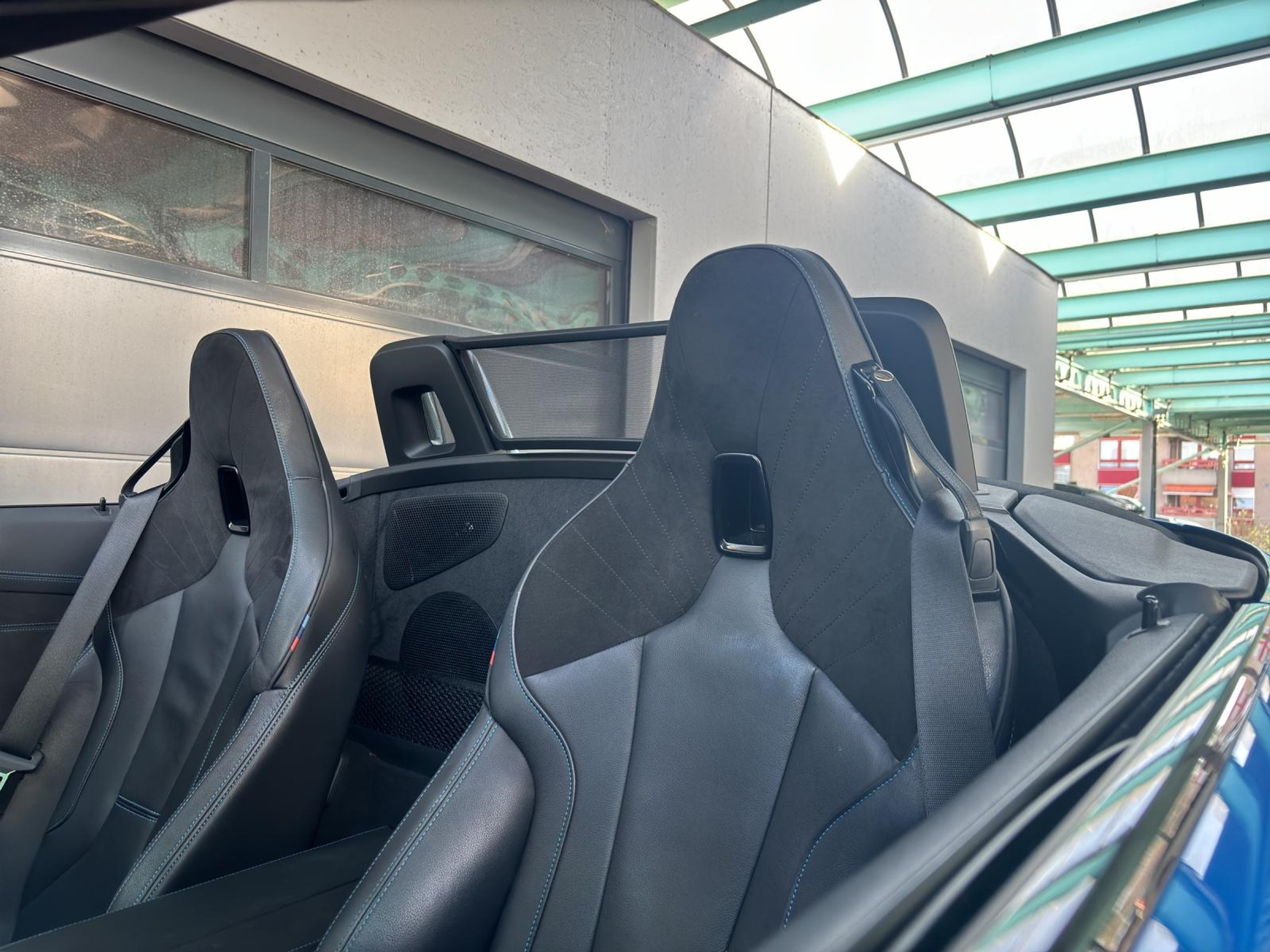 listing desktop thumbnail image 13