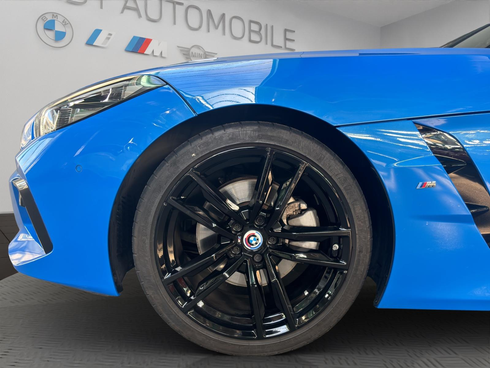 listing desktop thumbnail image 23