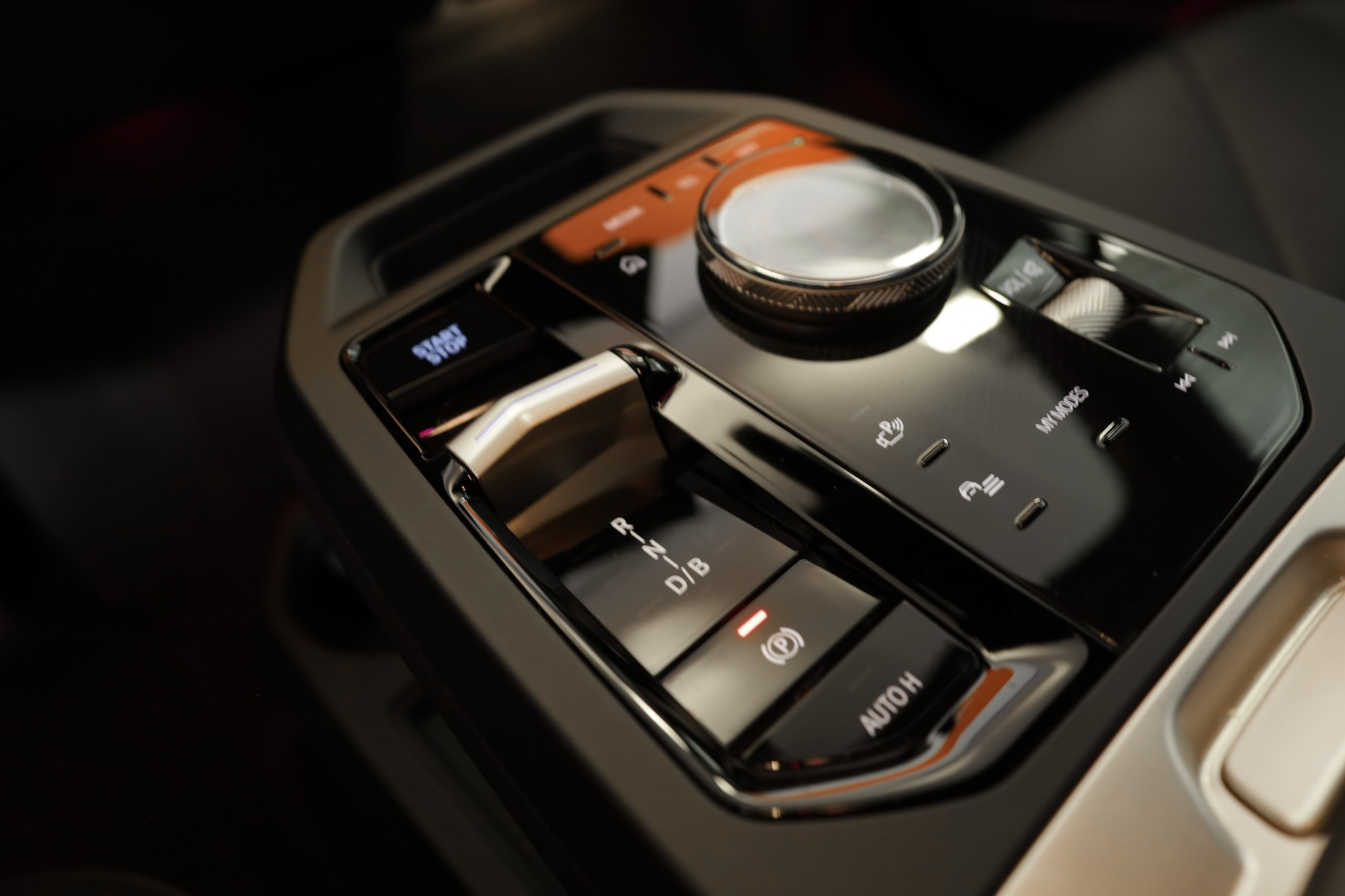 listing desktop thumbnail image 13