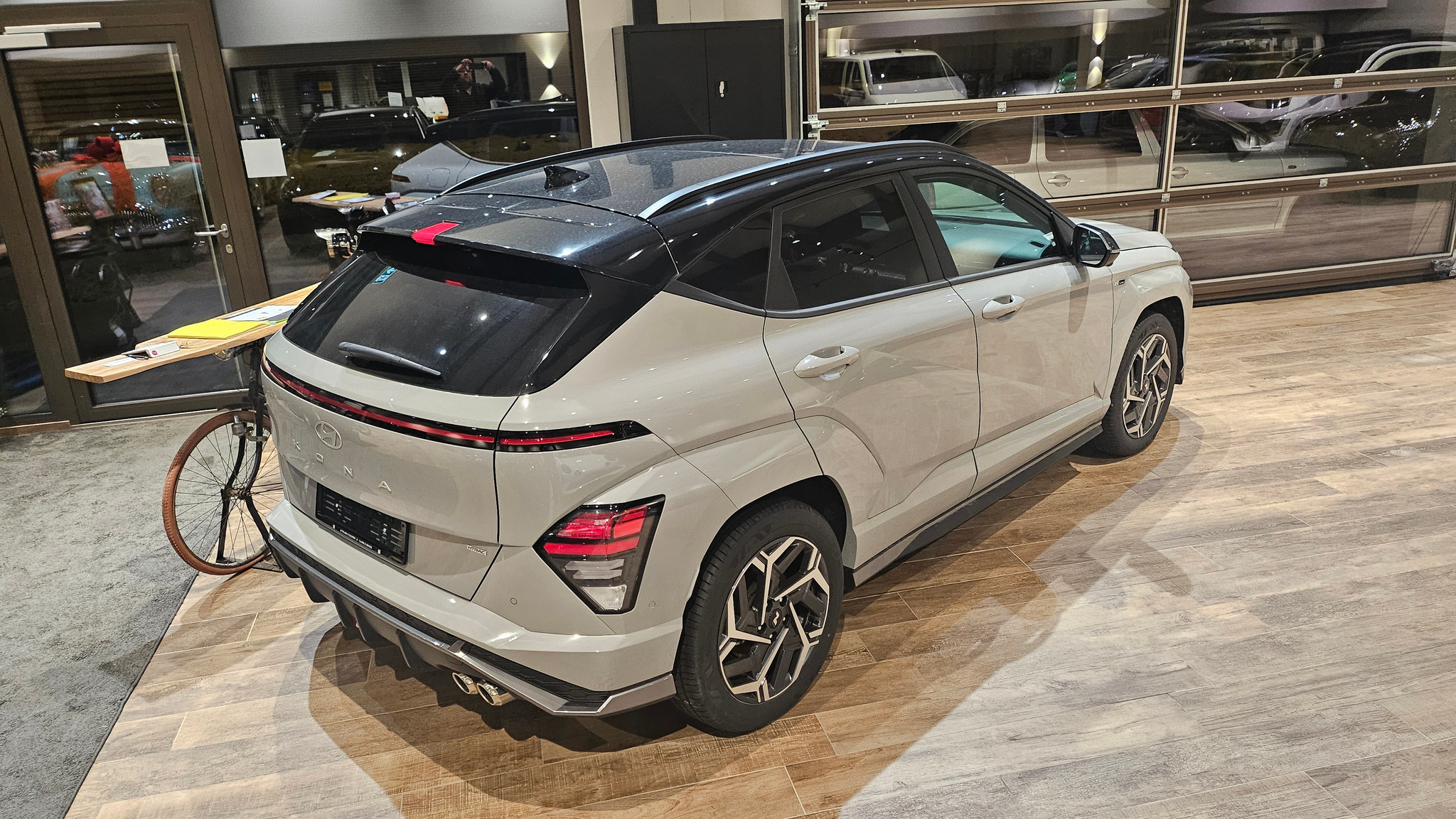 listing desktop thumbnail image 8