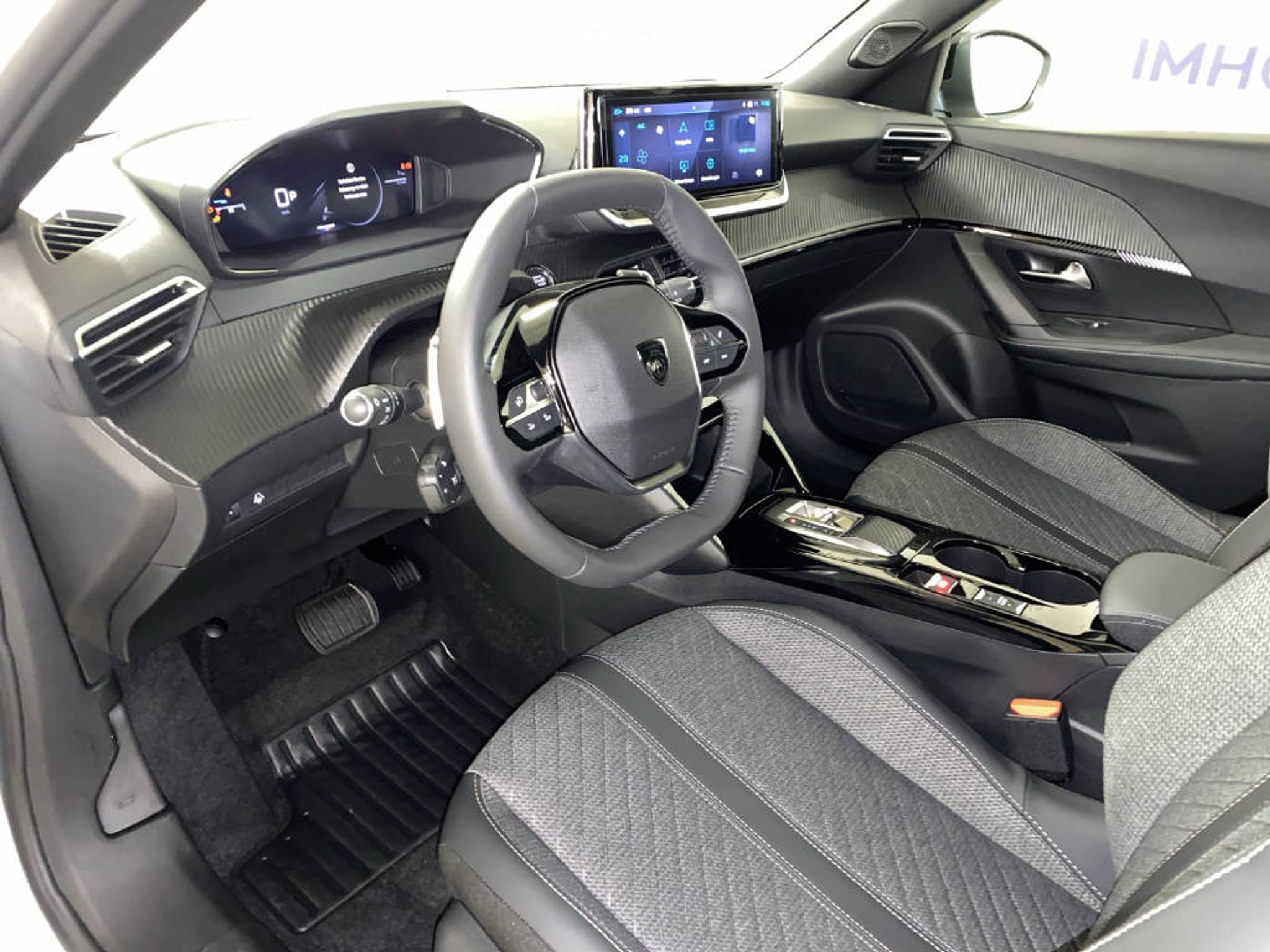 listing desktop thumbnail image 15