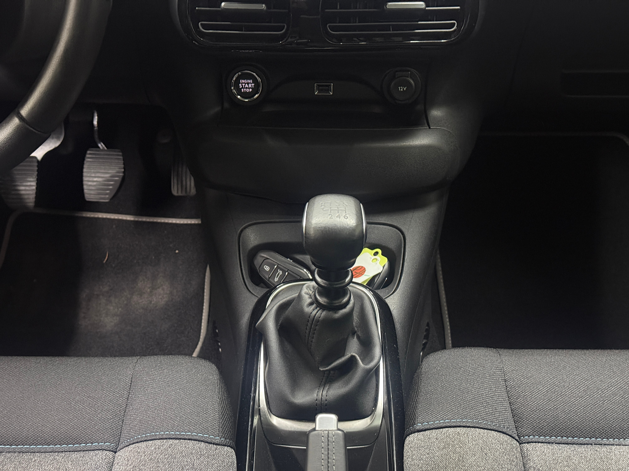 listing desktop thumbnail image 11