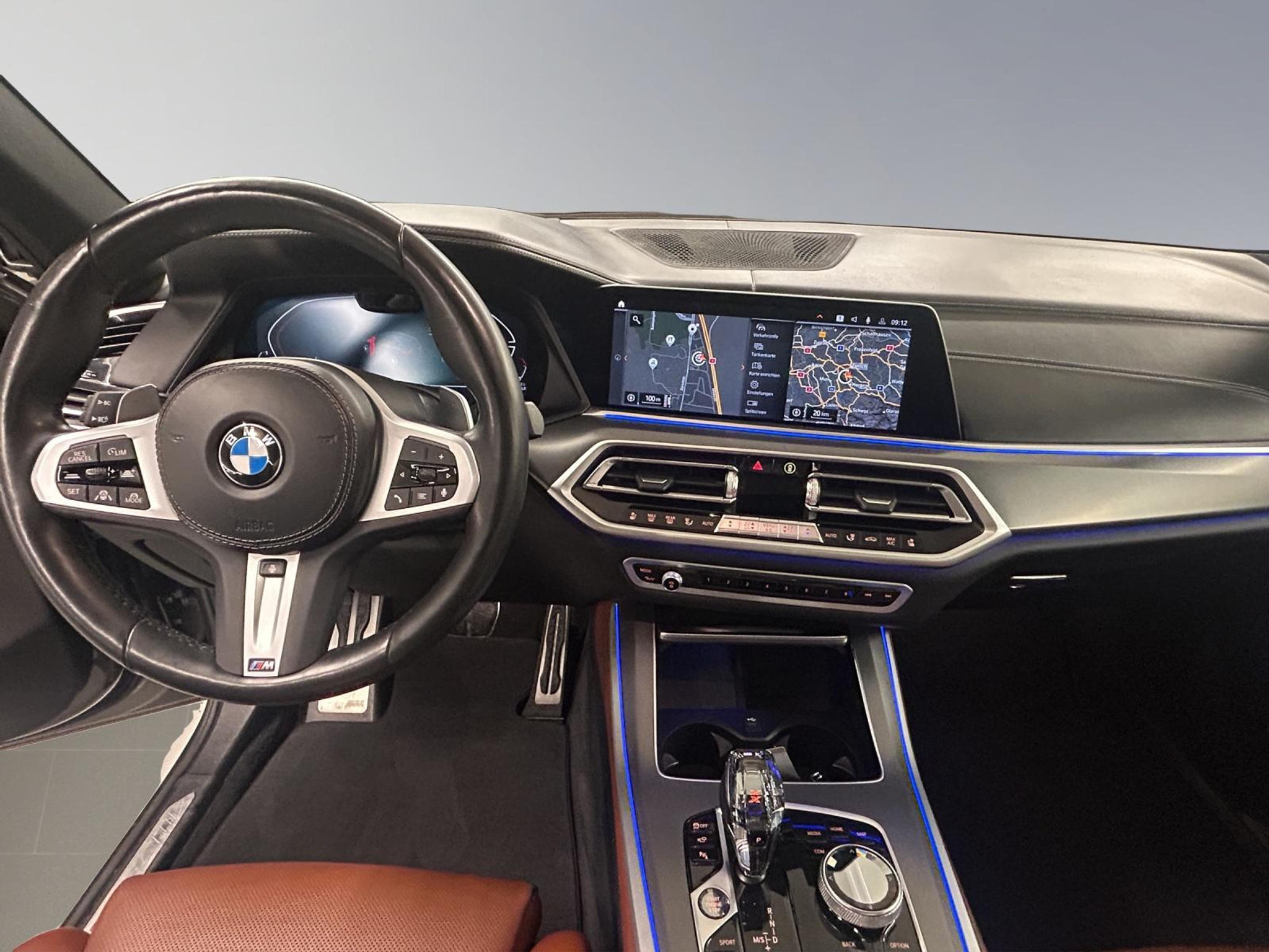 listing desktop thumbnail image 17